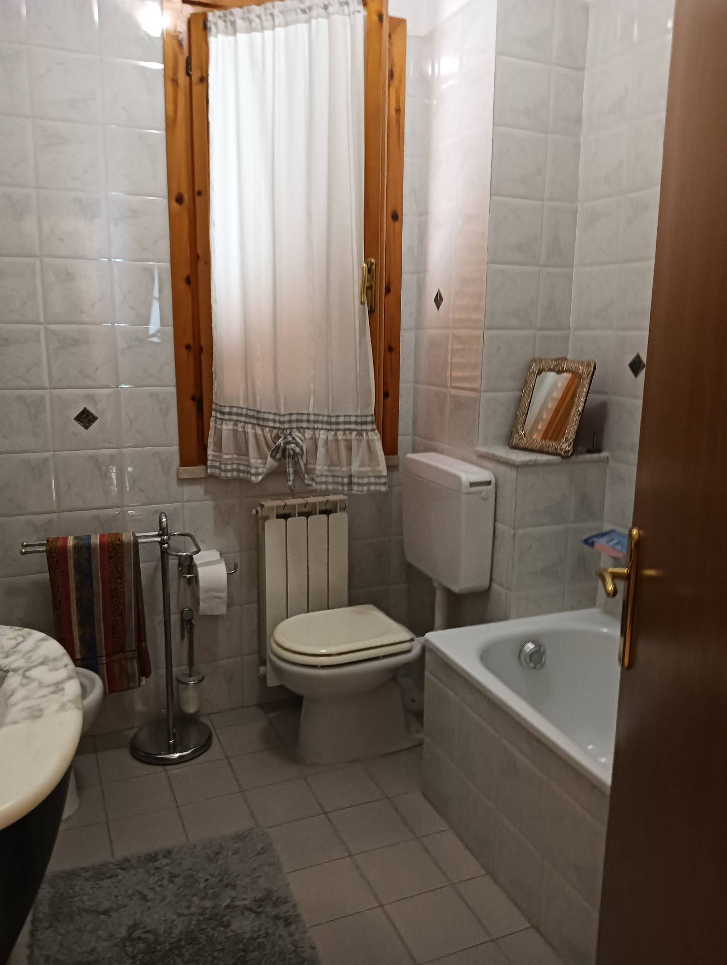 Appartamento Moderno in vendita a Montespertoli
