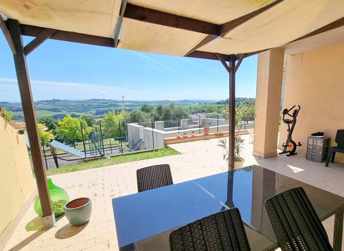 Appartamento Moderno in vendita a Montespertoli