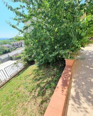 Appartamento Moderno in vendita a Montespertoli