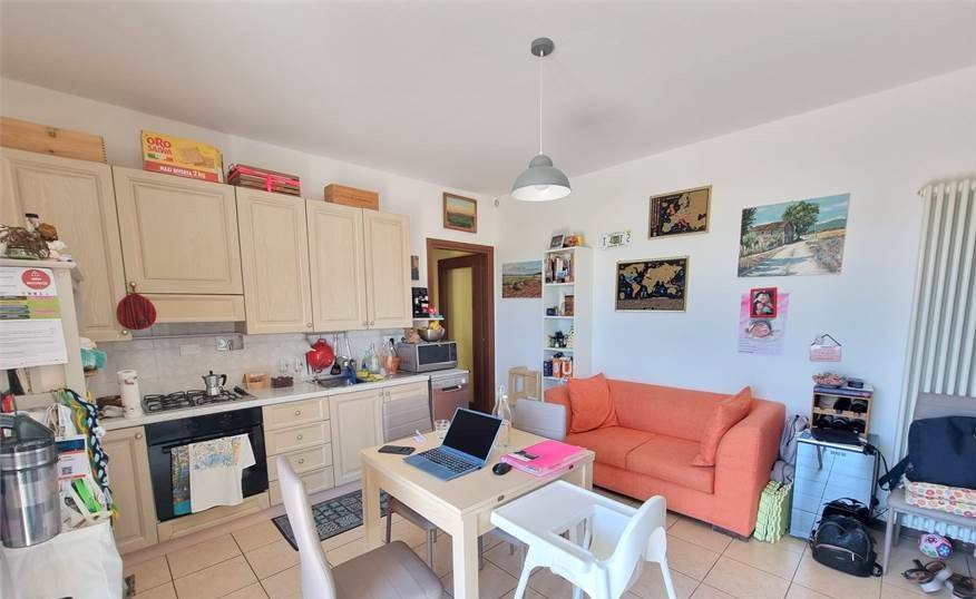 Appartamento Moderno in vendita a Montespertoli