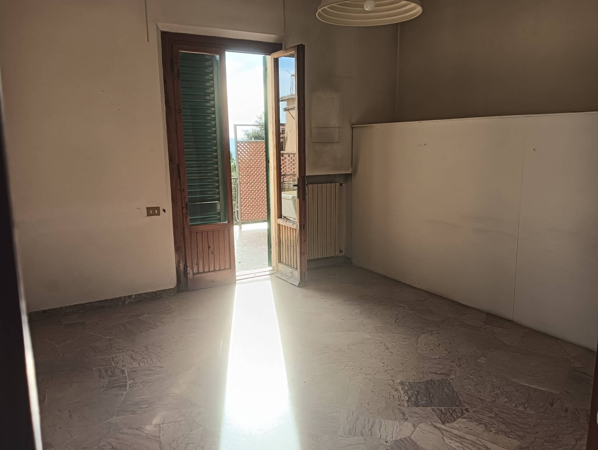 Appartamento Moderno in vendita a Montespertoli