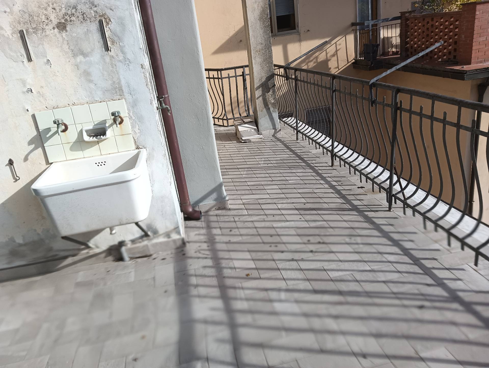 Appartamento Moderno in vendita a Montespertoli
