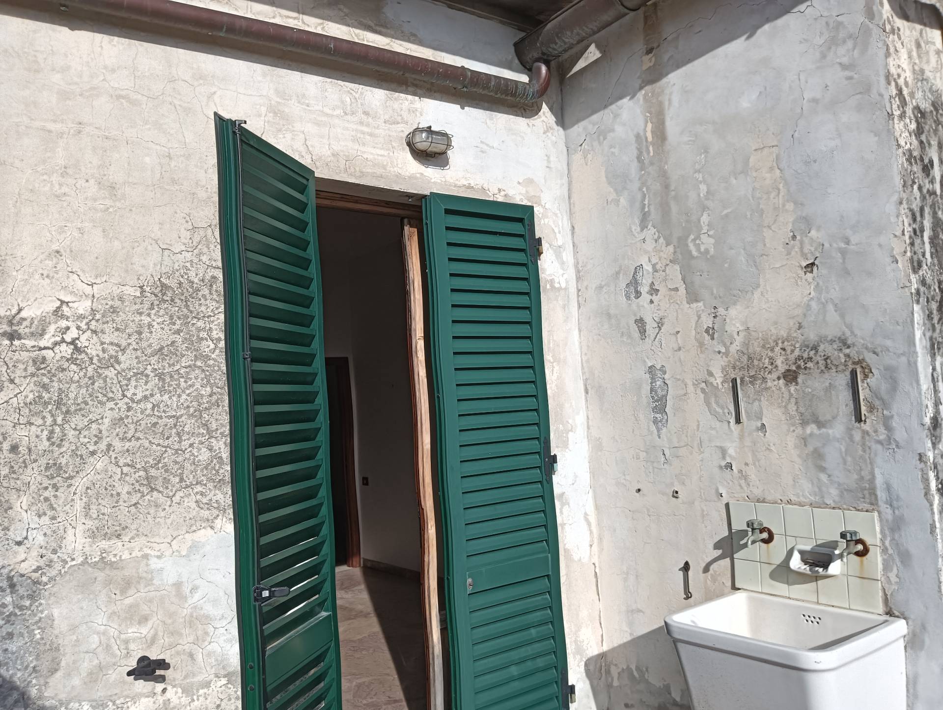 Appartamento Moderno in vendita a Montespertoli
