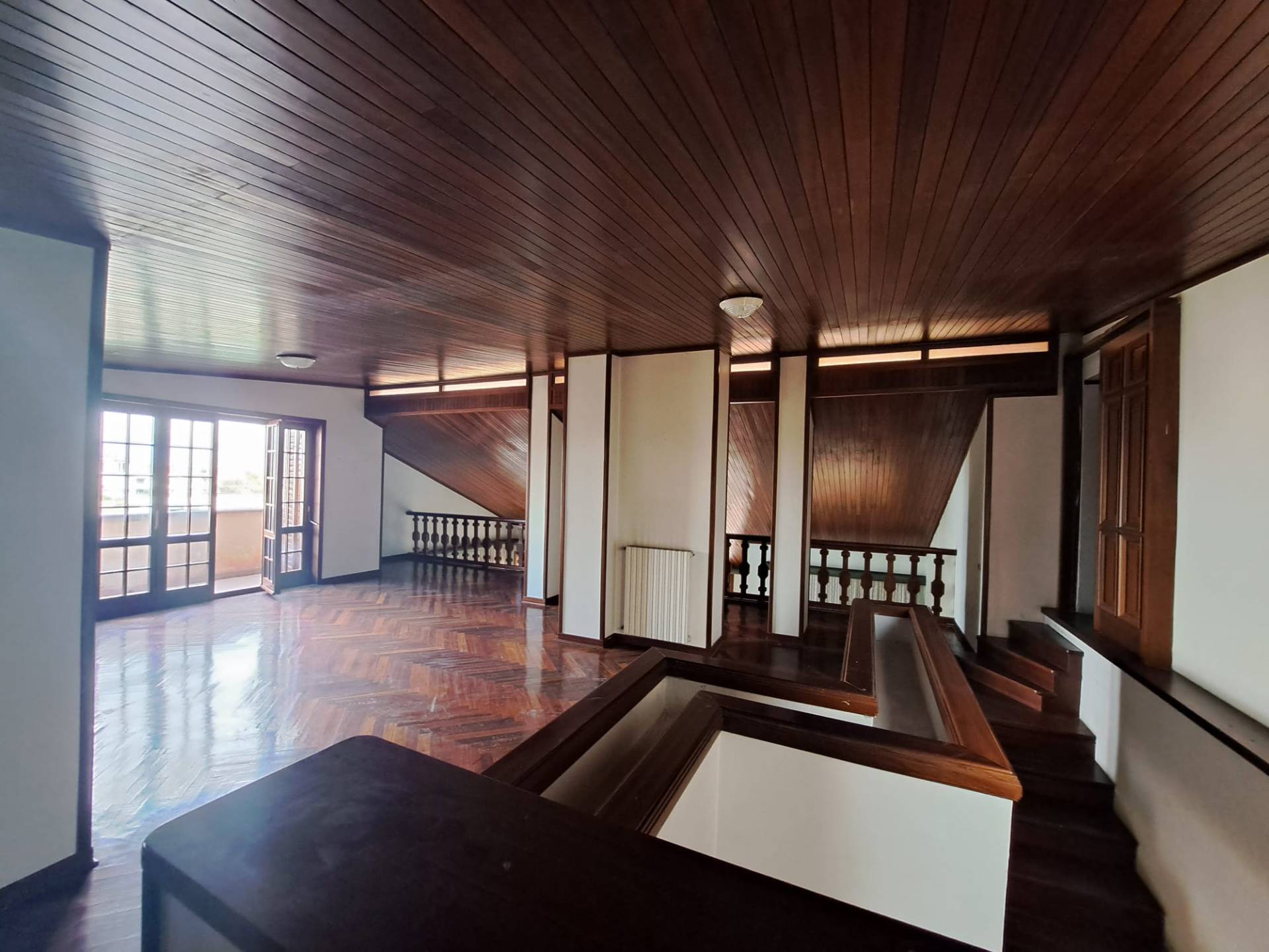 Villa in vendita a Castello di Cisterna