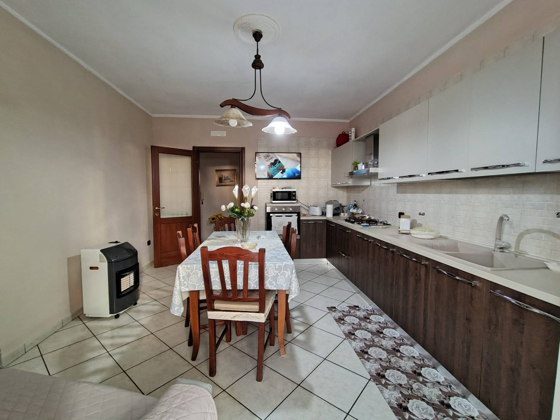 Appartamento in vendita a Castello di Cisterna