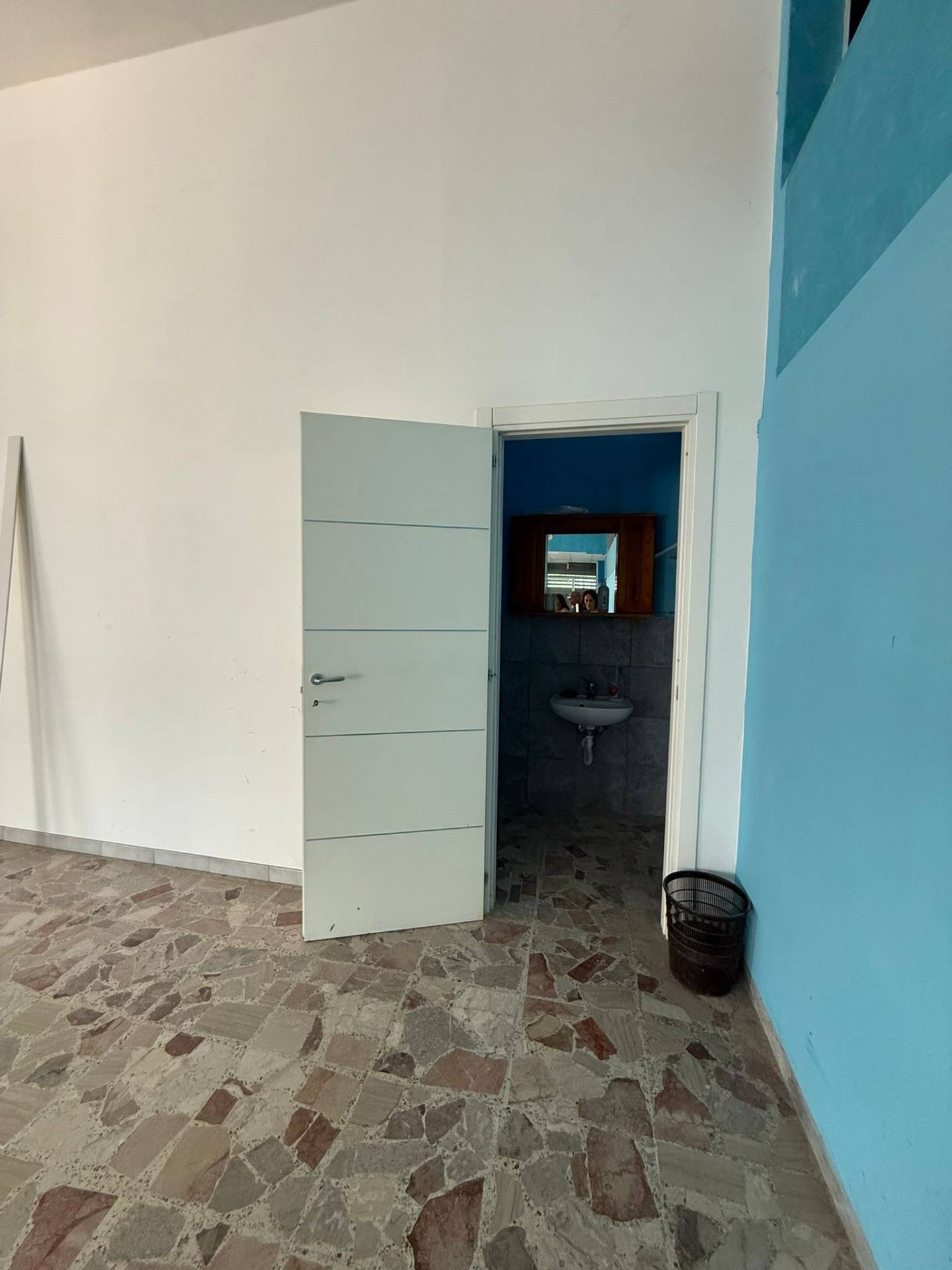 Negozio in affitto a Marigliano