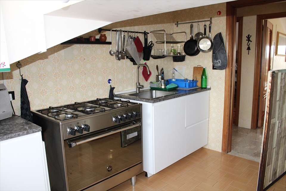 Mansarda in vendita in via santa maria in piano n. 63, Loreto Aprutino