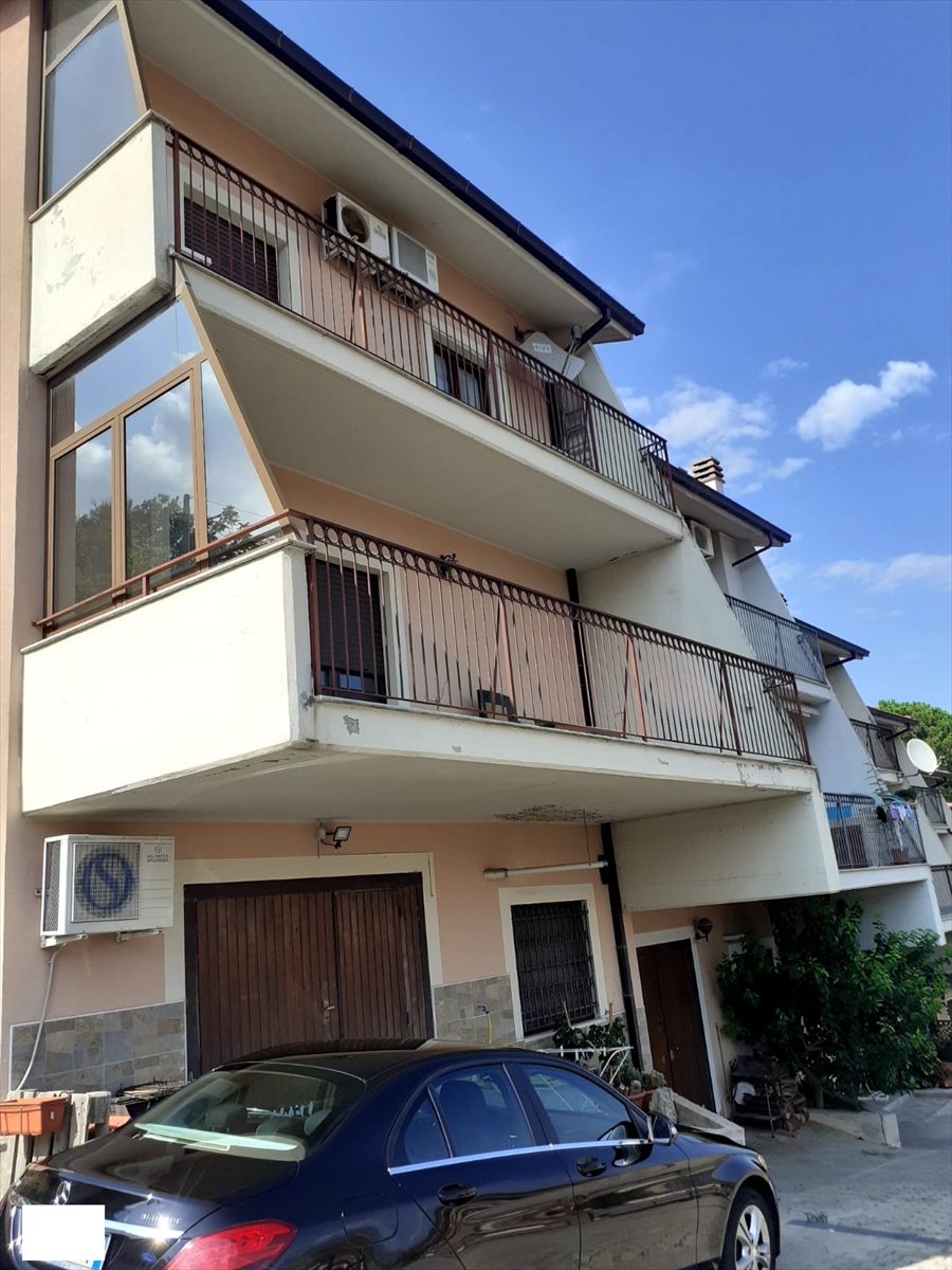 Villa in vendita in via castello, Torre De' Passeri