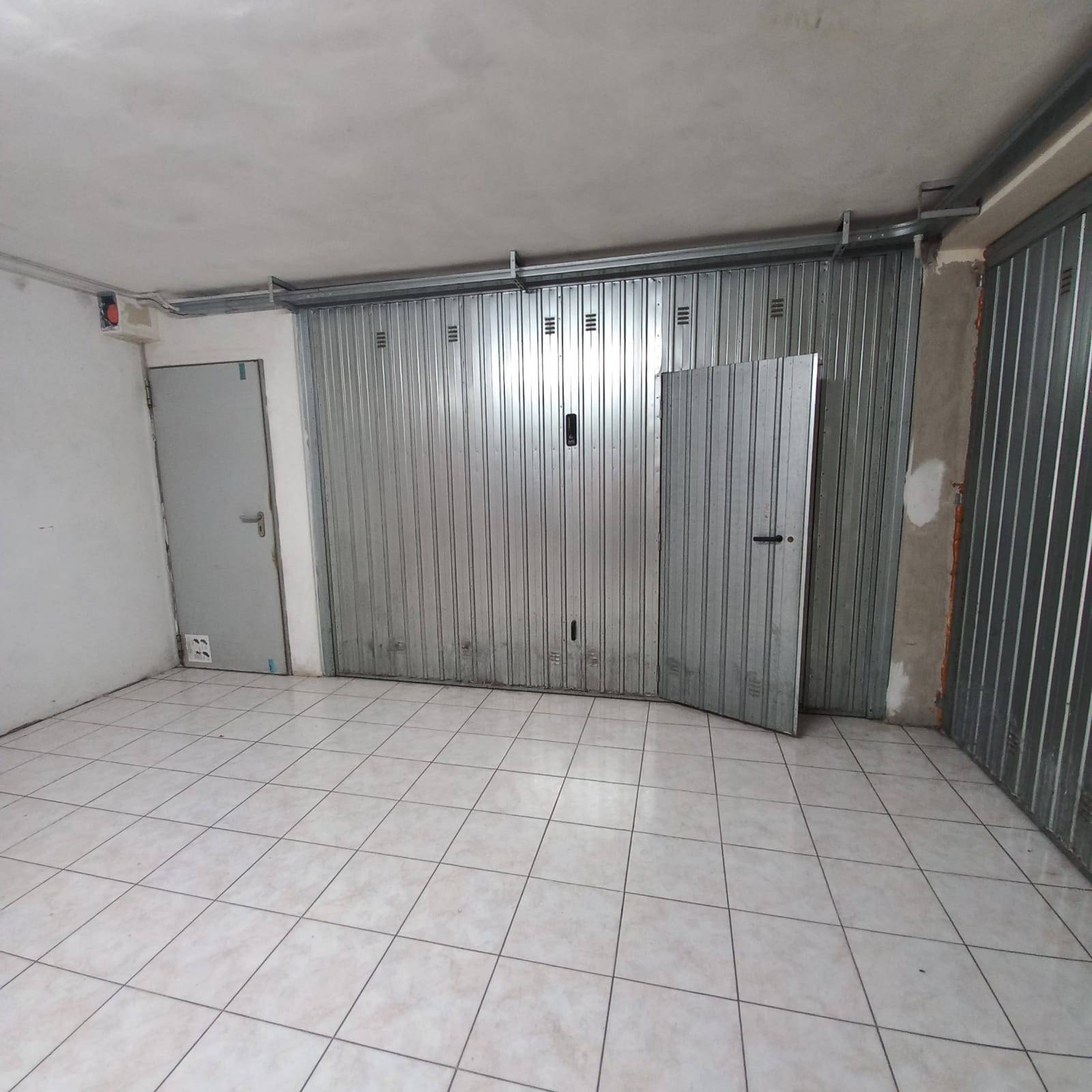 Garage in vendita a Servigliano