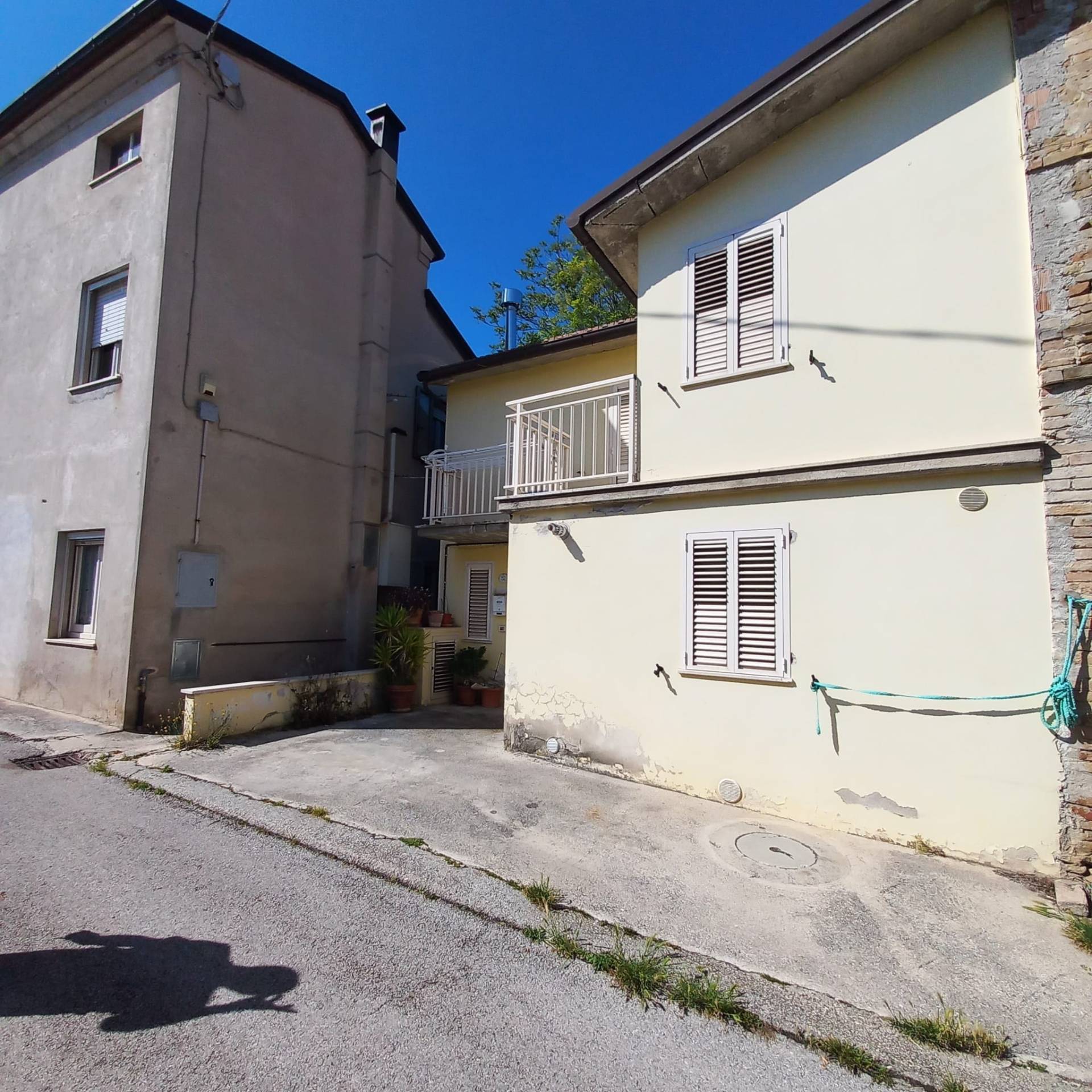 Casa associata in vendita a Montegiorgio, Monteverde