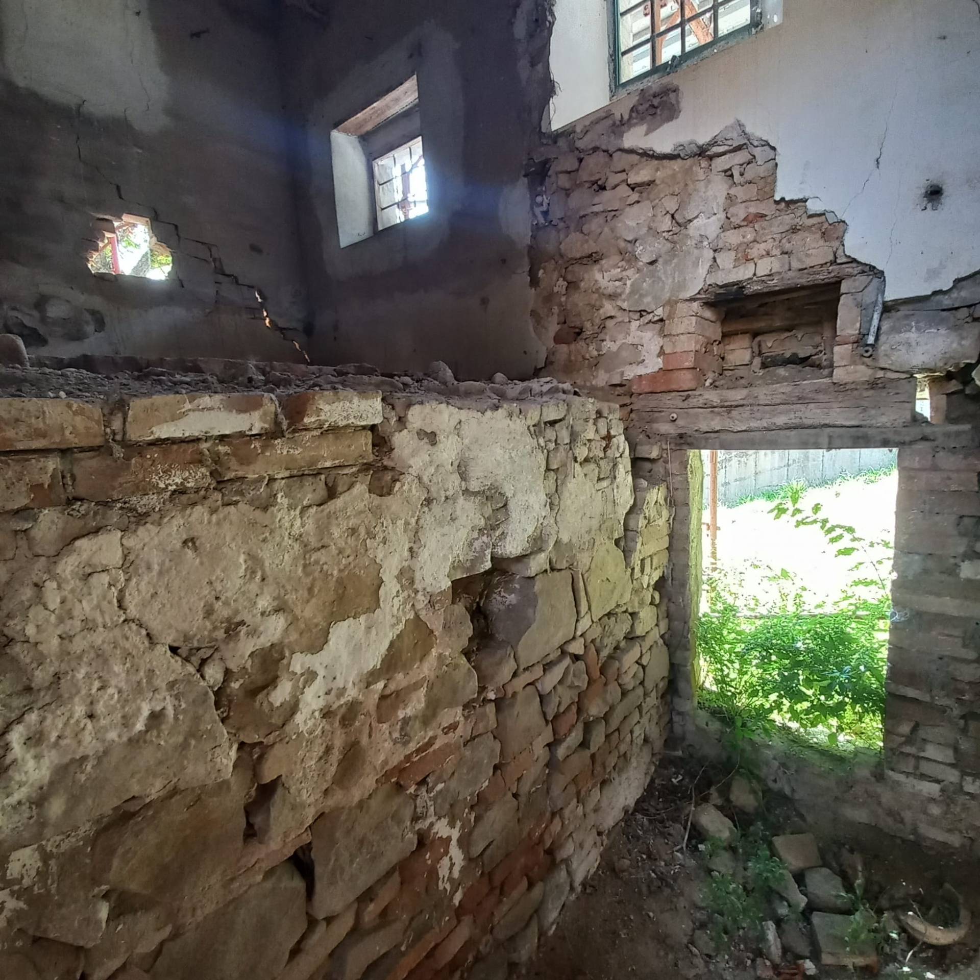 Casa Colonica in vendita a Sant'Angelo in Pontano