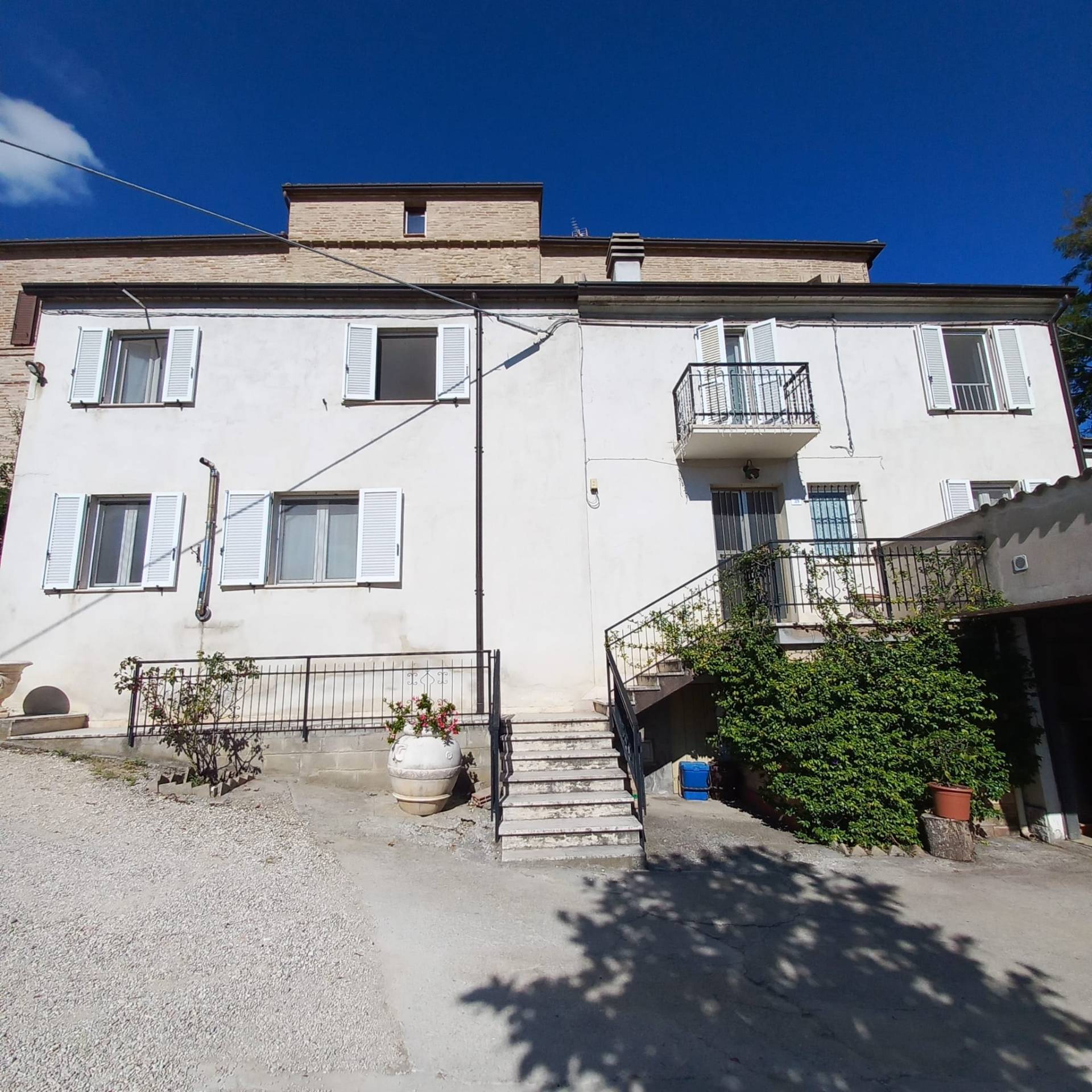 Casa associata in vendita a Falerone, Piane di Falerone