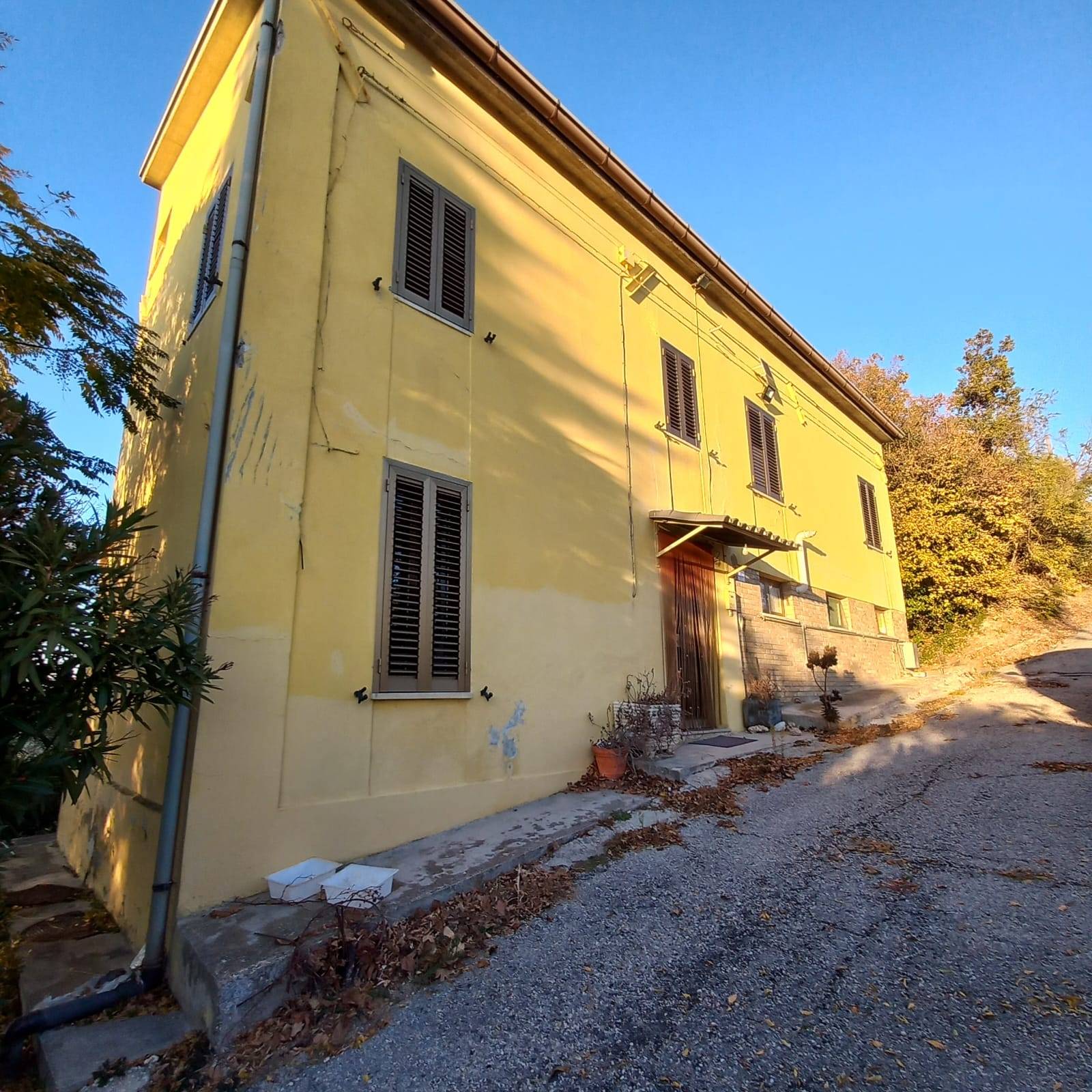 Casa singola in vendita a Monte Vidon Corrado