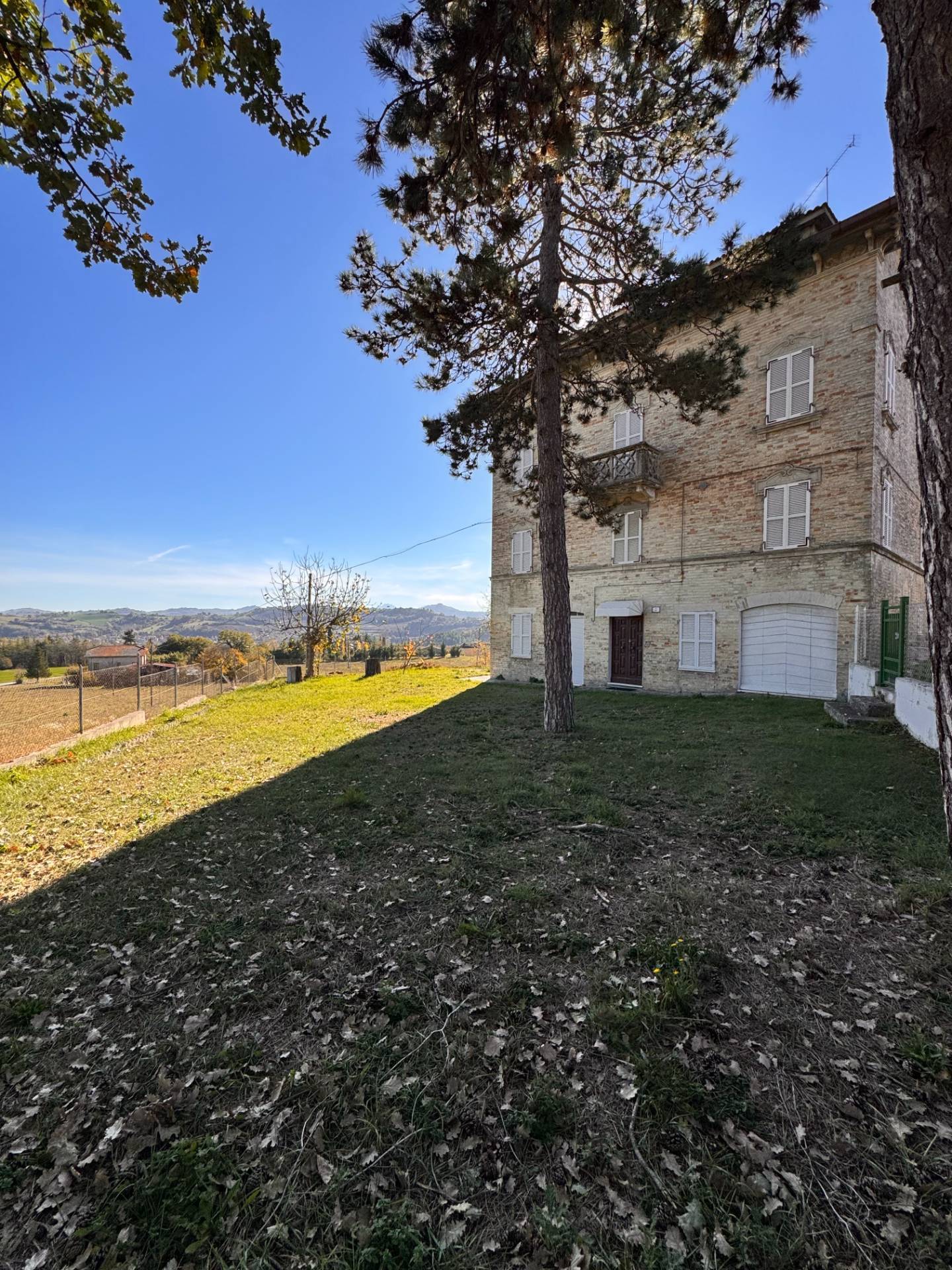 Casa associata in vendita a Falerone, Piane di Falerone