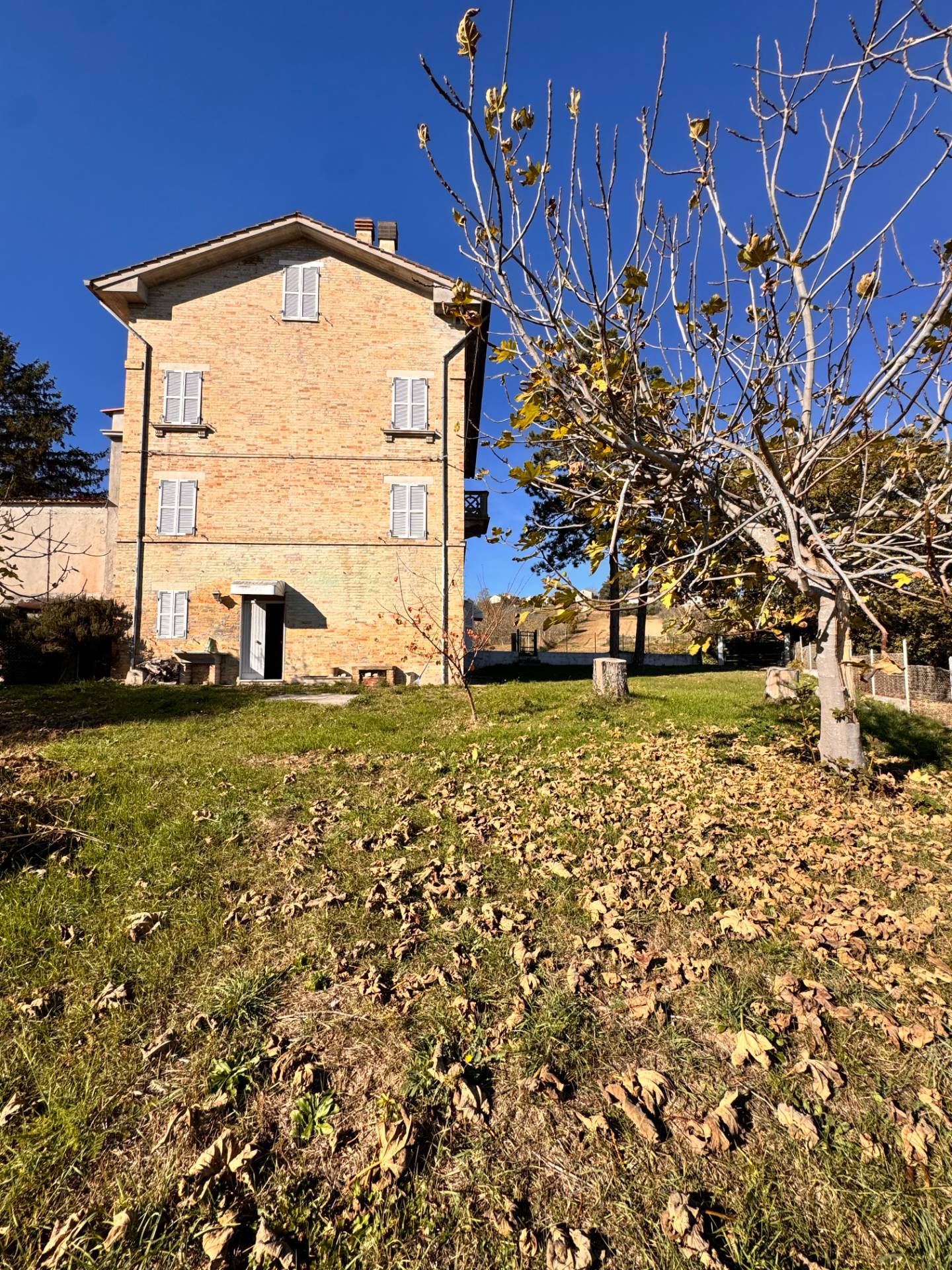 Casa associata in vendita a Falerone, Piane di Falerone