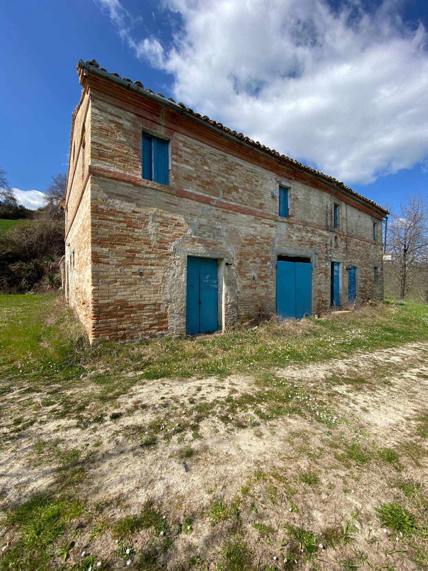 CASALE / RUSTICO in vendita a Montottone