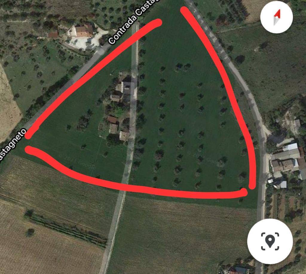 Casolare e Terreno in vendita a Montegiorgio