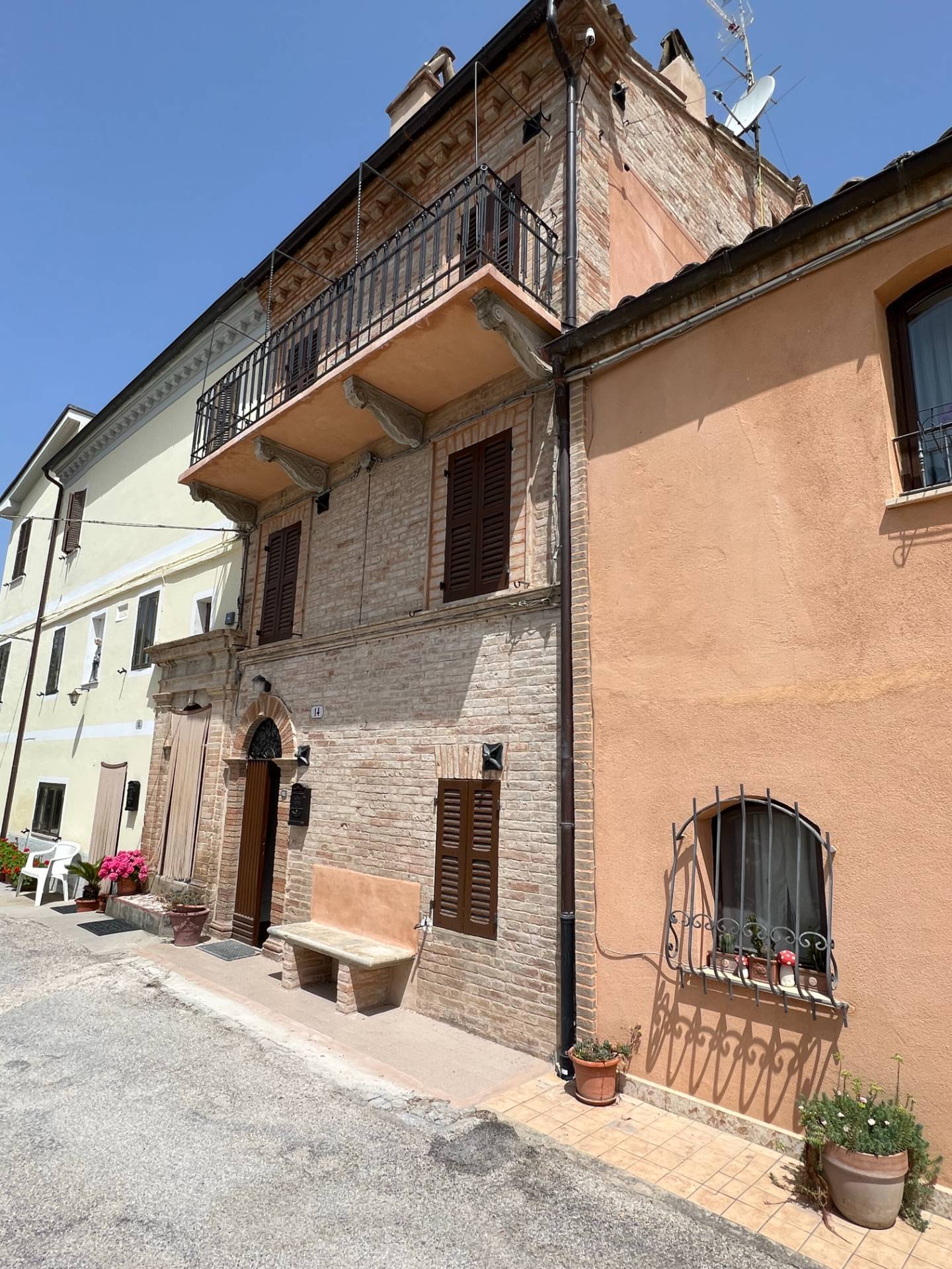 Casa cielo-terra in vendita a Falerone