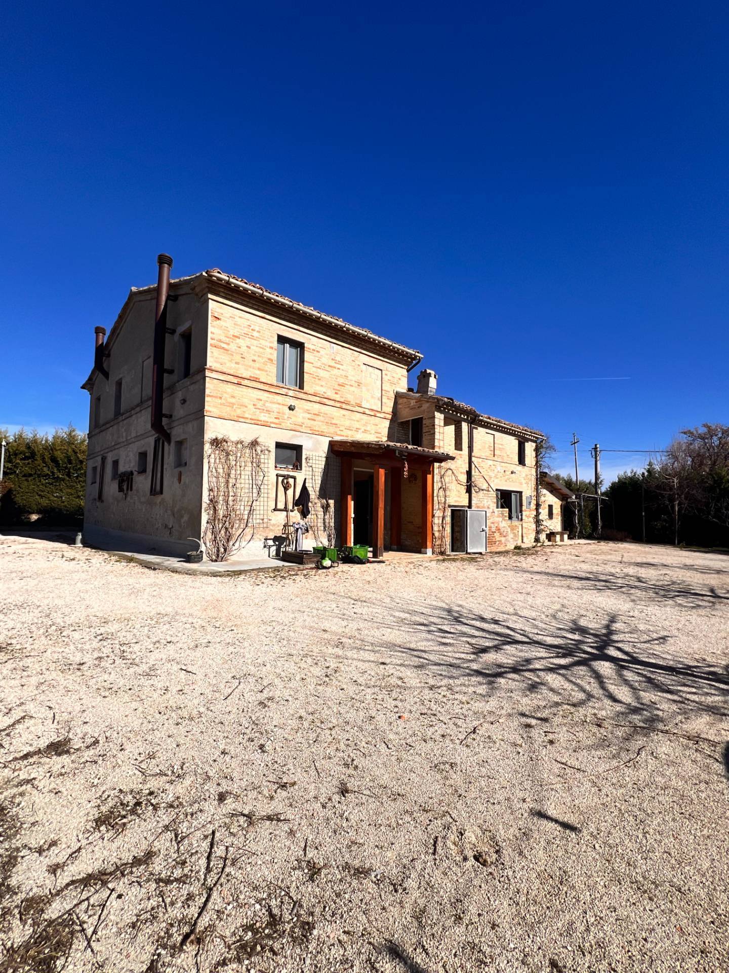 ALBERGO / RESIDENCE / BED & BREAKFAST / STRUTTURA RICETTIVA in vendita a Recanati