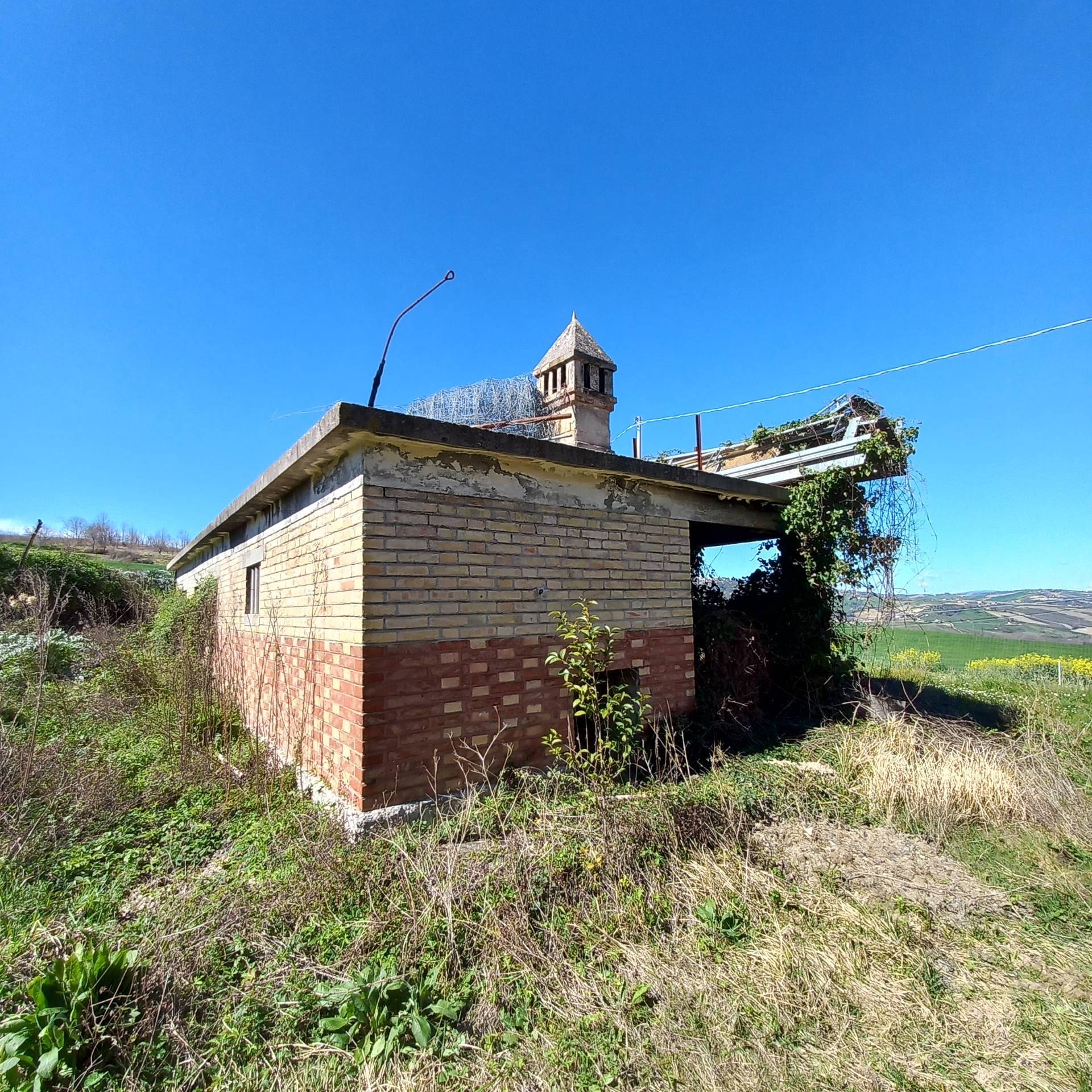 CASA in vendita a Santa Vittoria in Matenano
