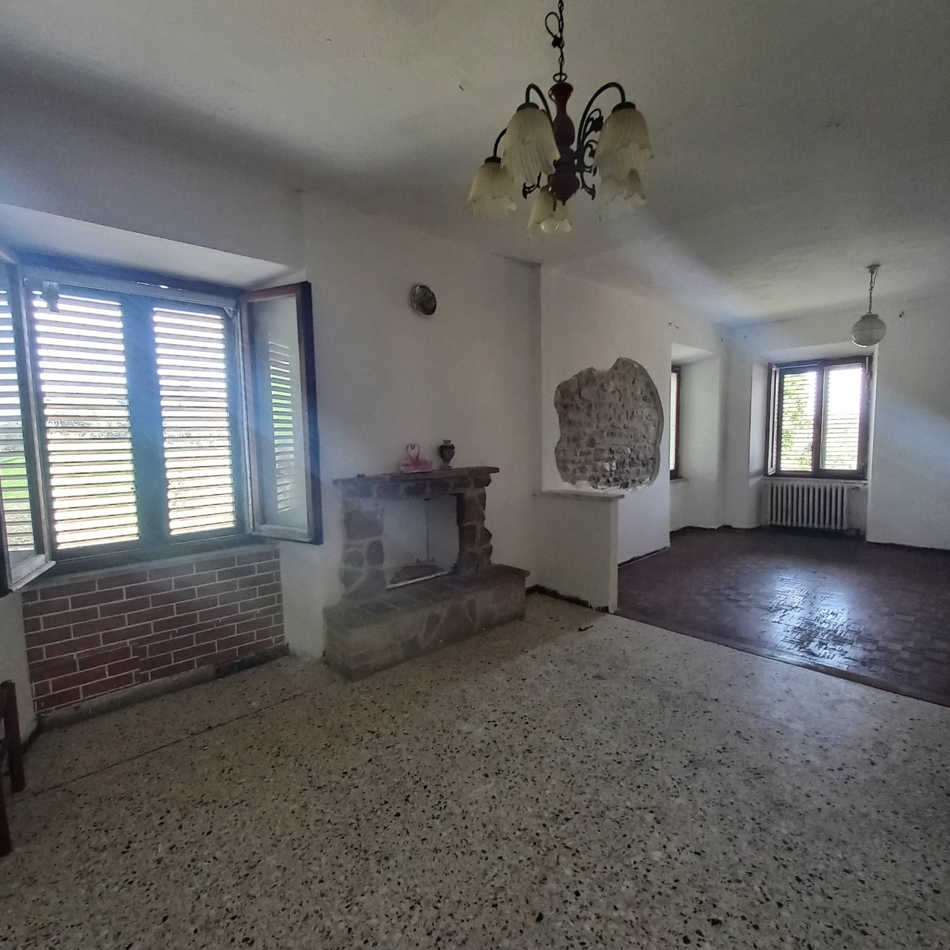 CASALE / RUSTICO in vendita a Servigliano