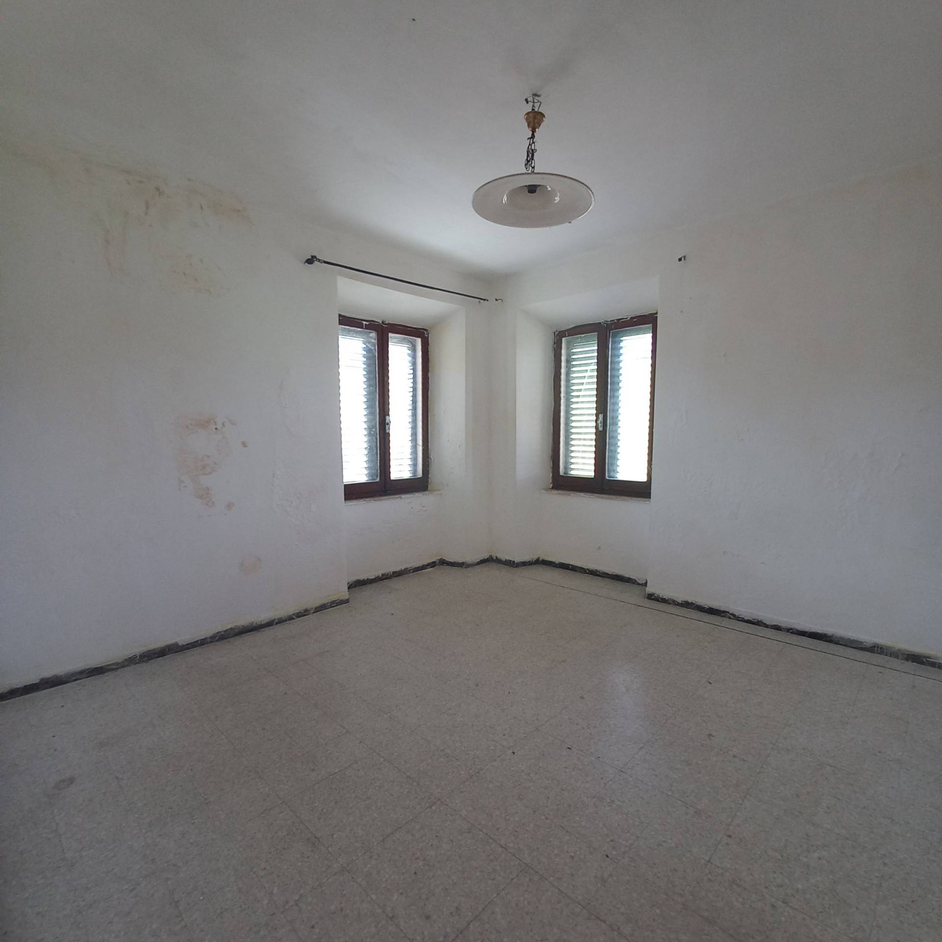 CASALE / RUSTICO in vendita a Servigliano