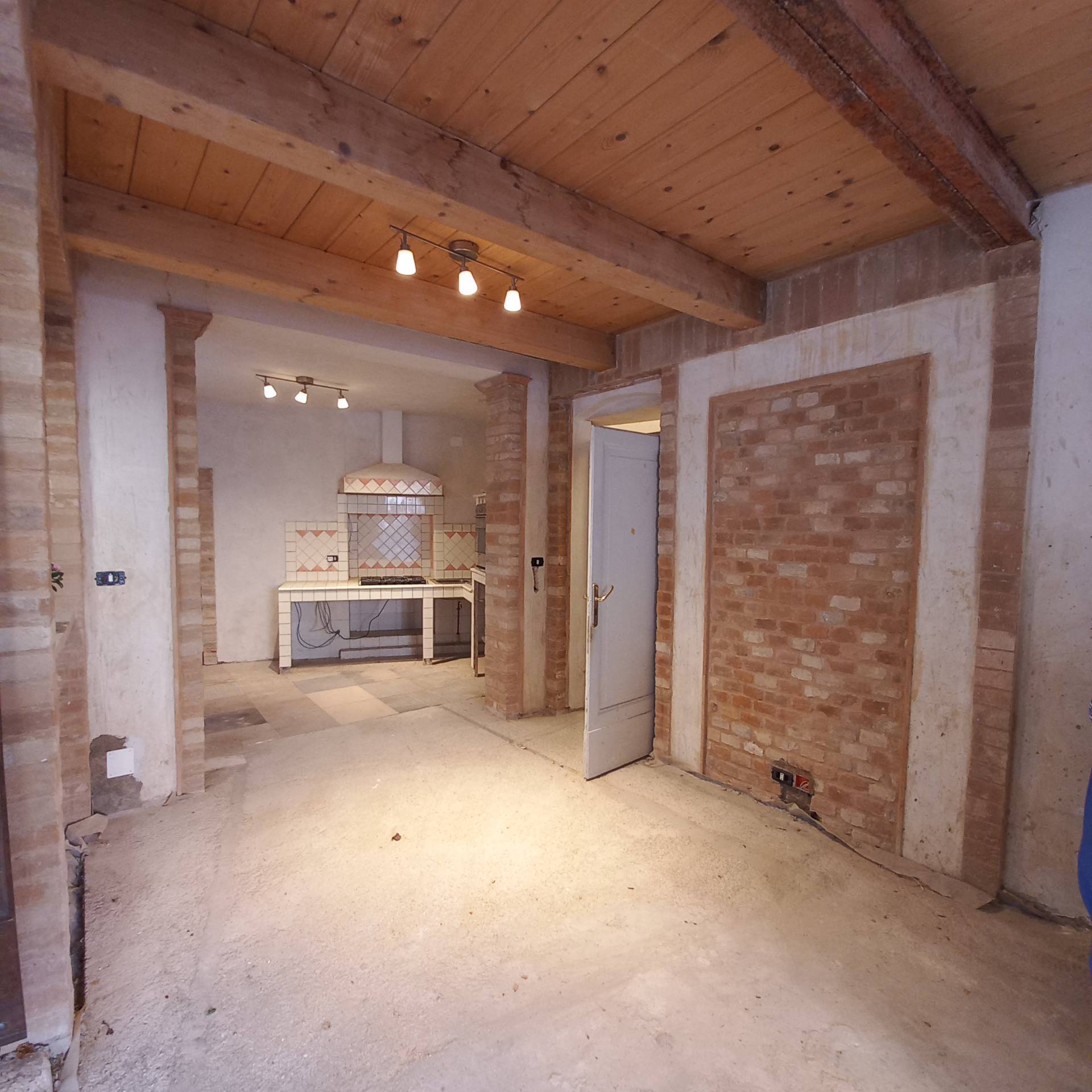 CASA in vendita a Monte Vidon Corrado