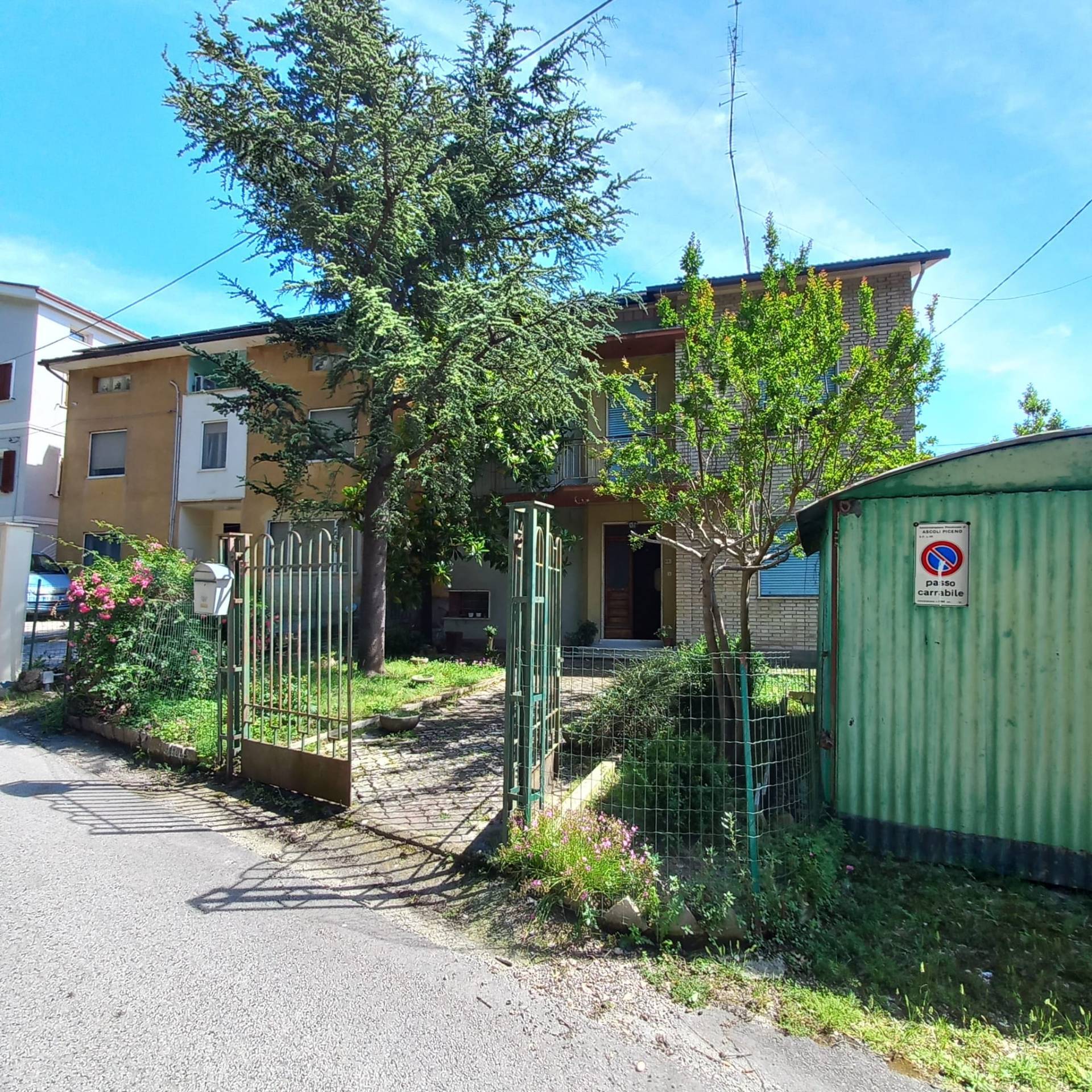 CASA in vendita a Montappone