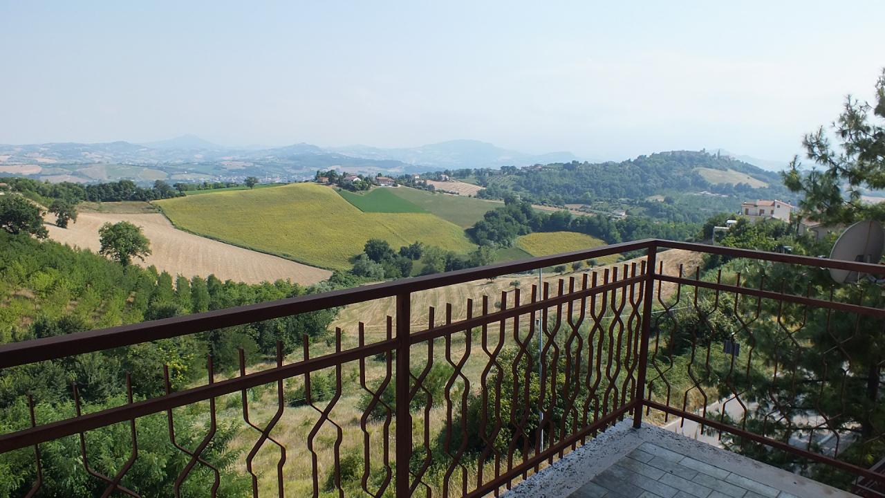 Appartamento in vendita a Monte Vidon Corrado