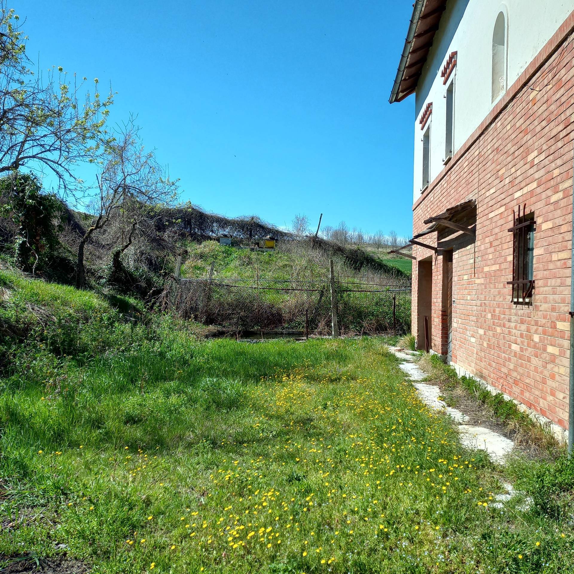 CASA in vendita a Santa Vittoria in Matenano
