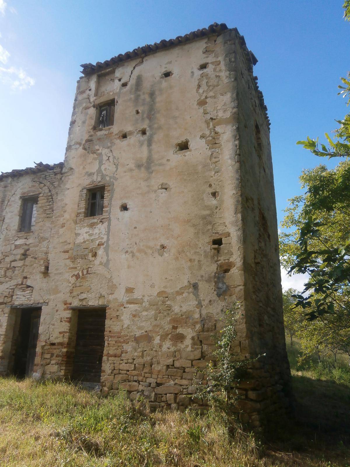 Rustico in vendita a Montelparo