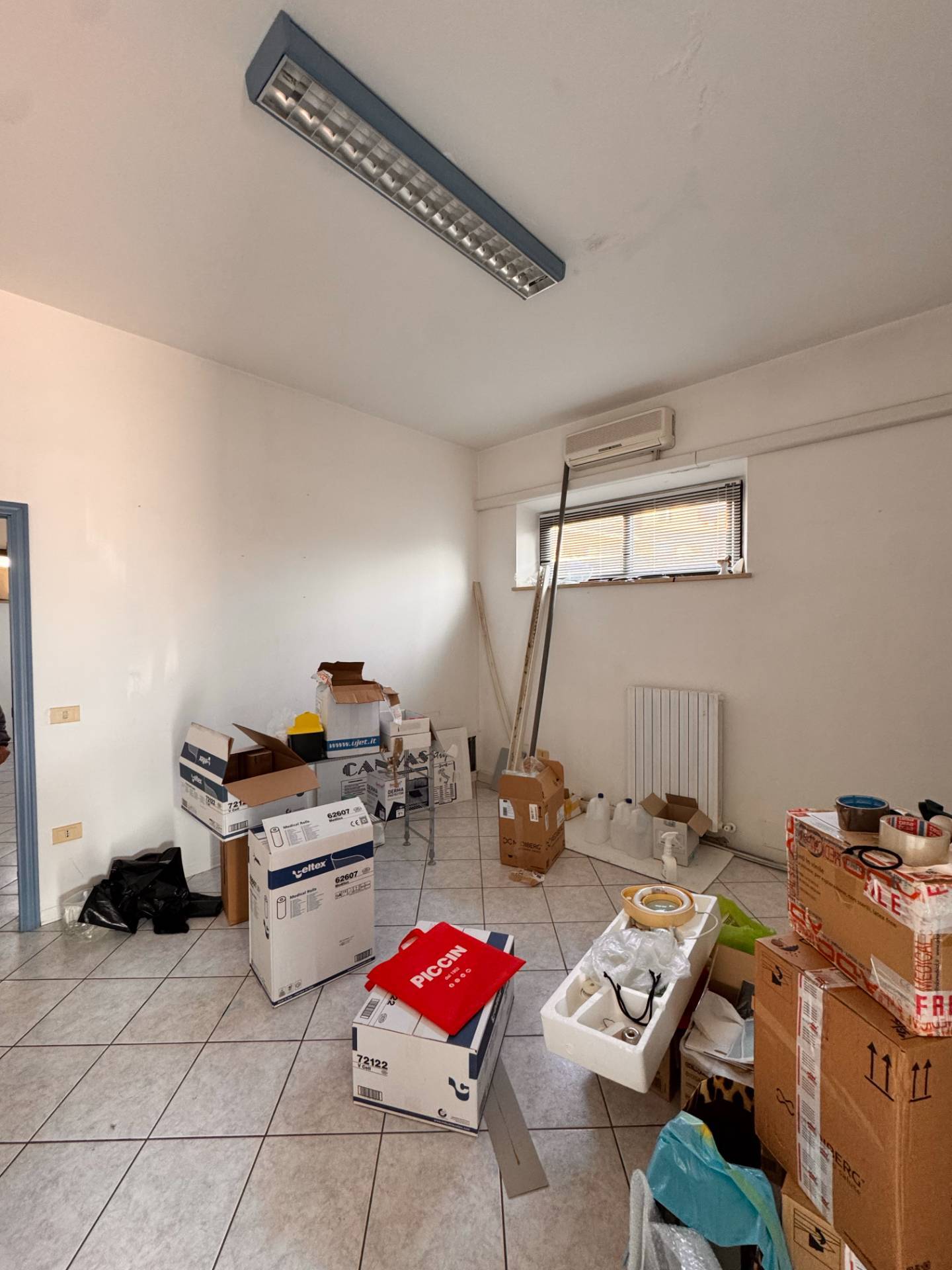 Locale Artigianale in affitto a Grottazzolina