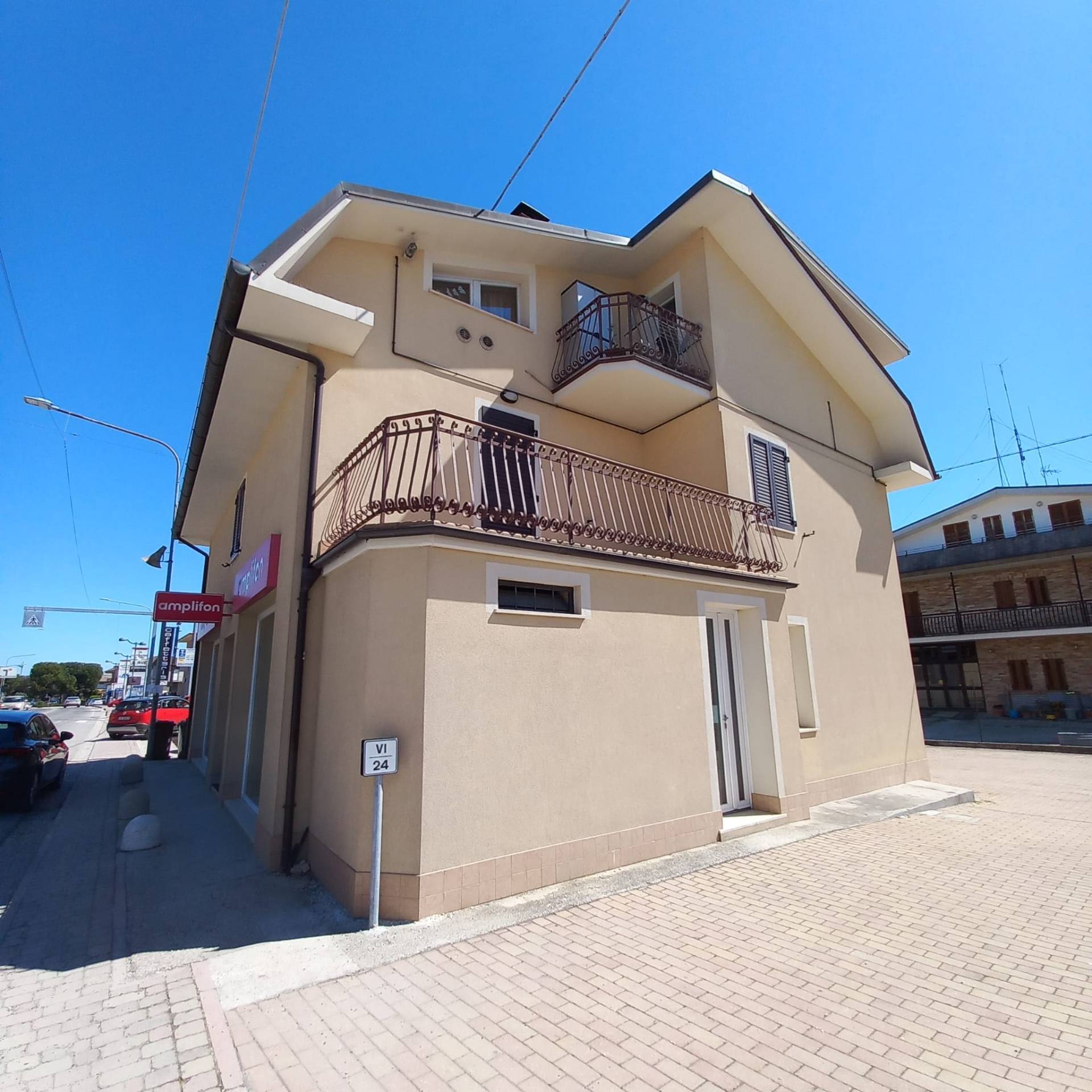 Appartamento Indipendente in vendita a Montegiorgio, Piane di Montegiorgio