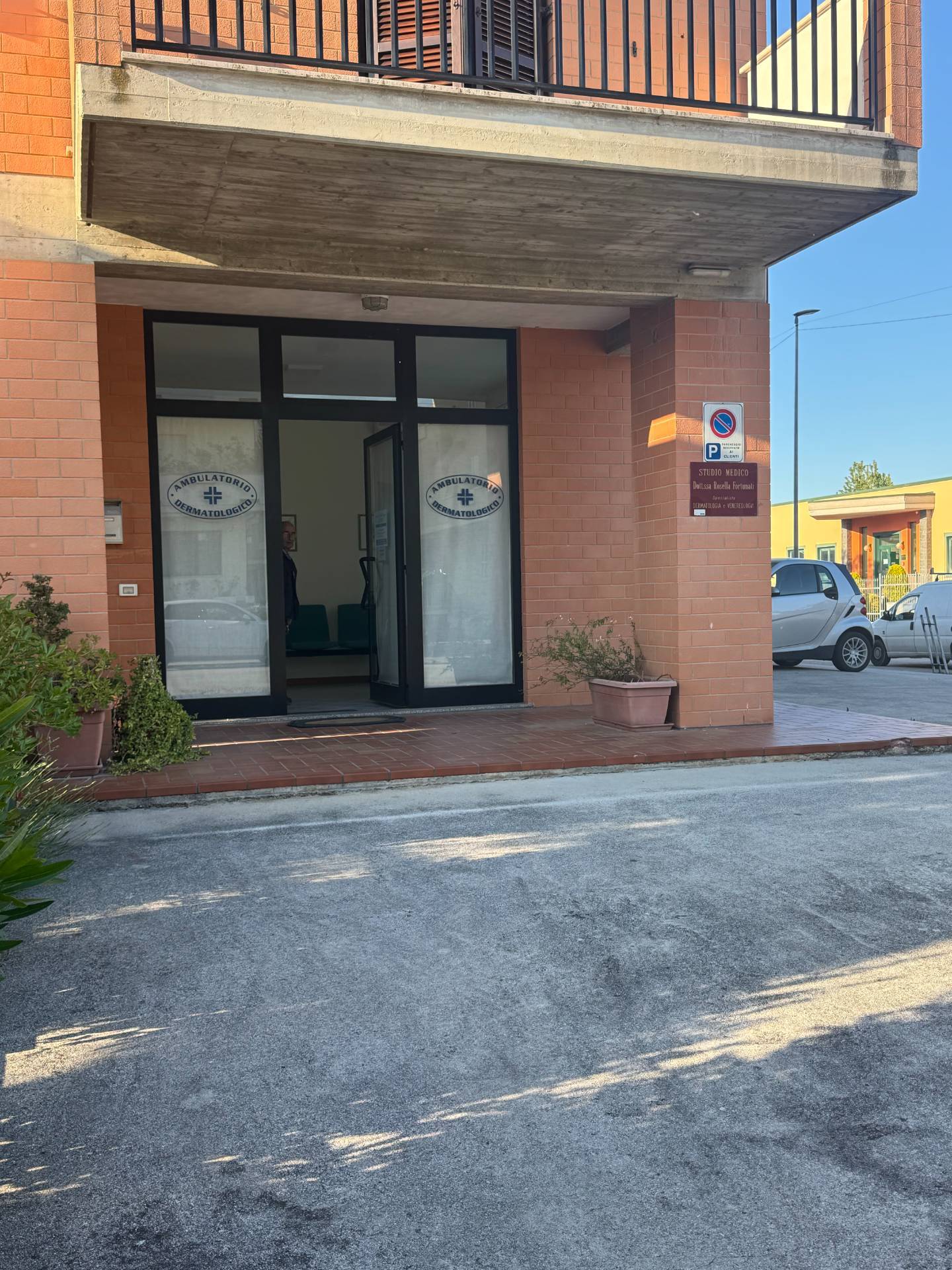 Locale Artigianale in affitto a Grottazzolina