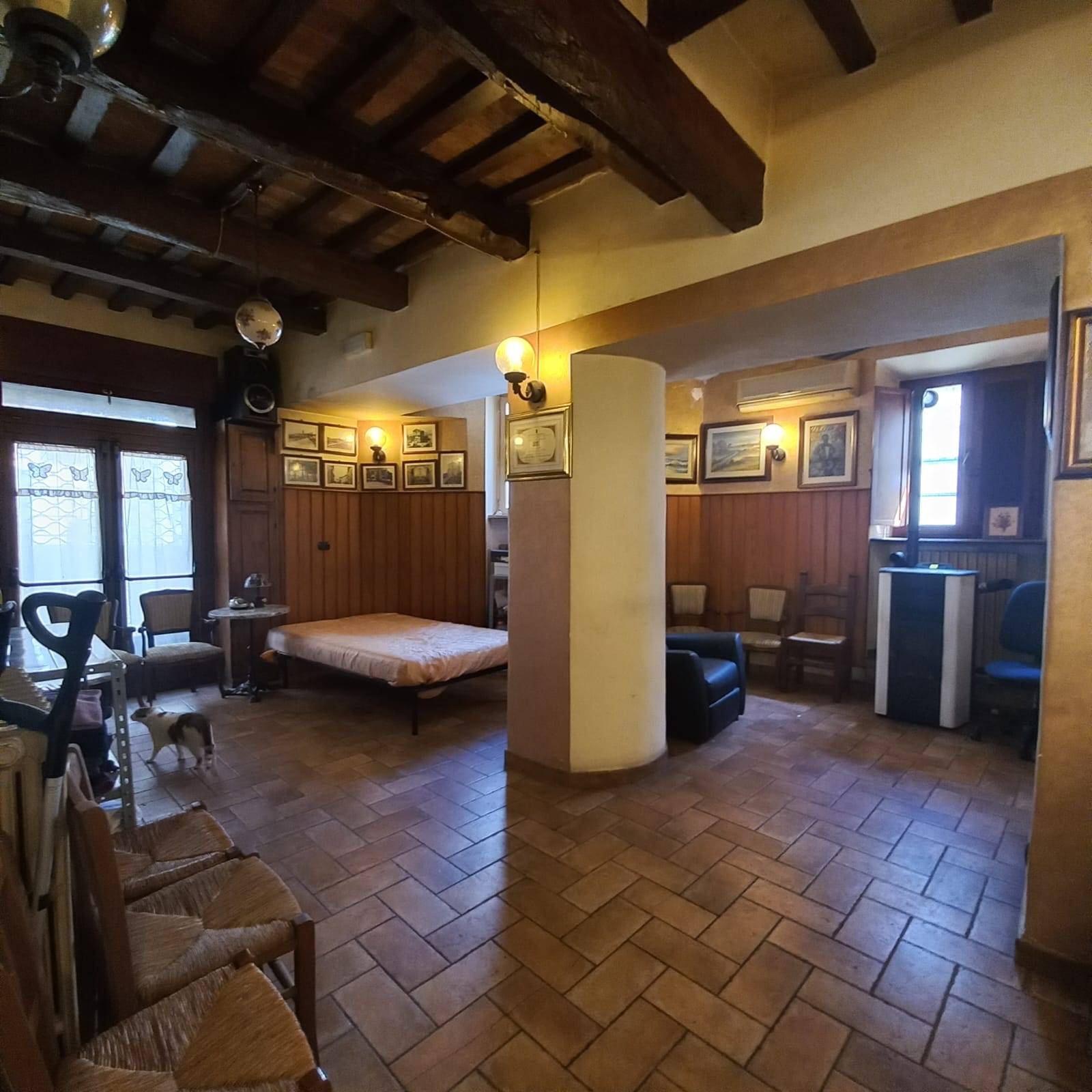 CASA in vendita a Santa Vittoria in Matenano