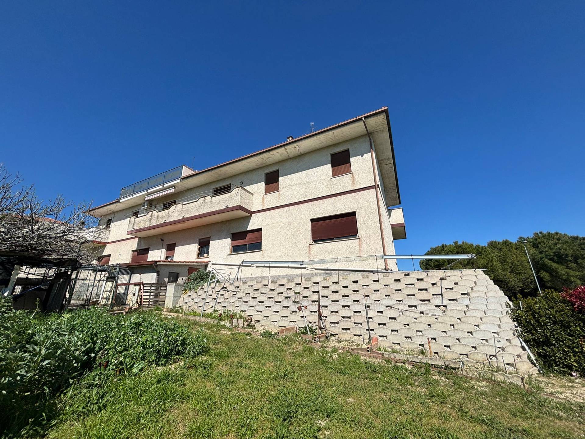 Casa associata in vendita a Magliano di Tenna