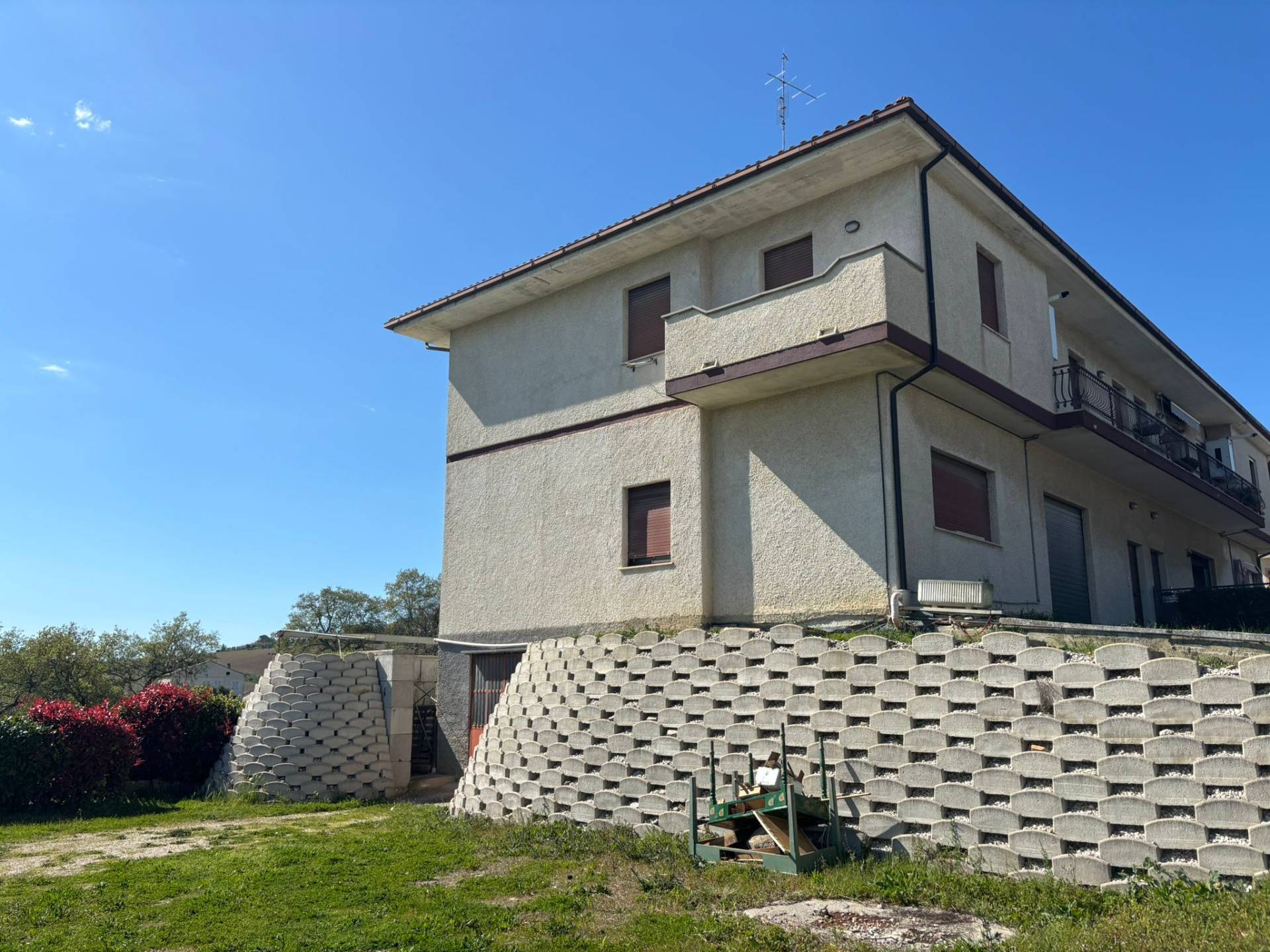 Casa associata in vendita a Magliano di Tenna