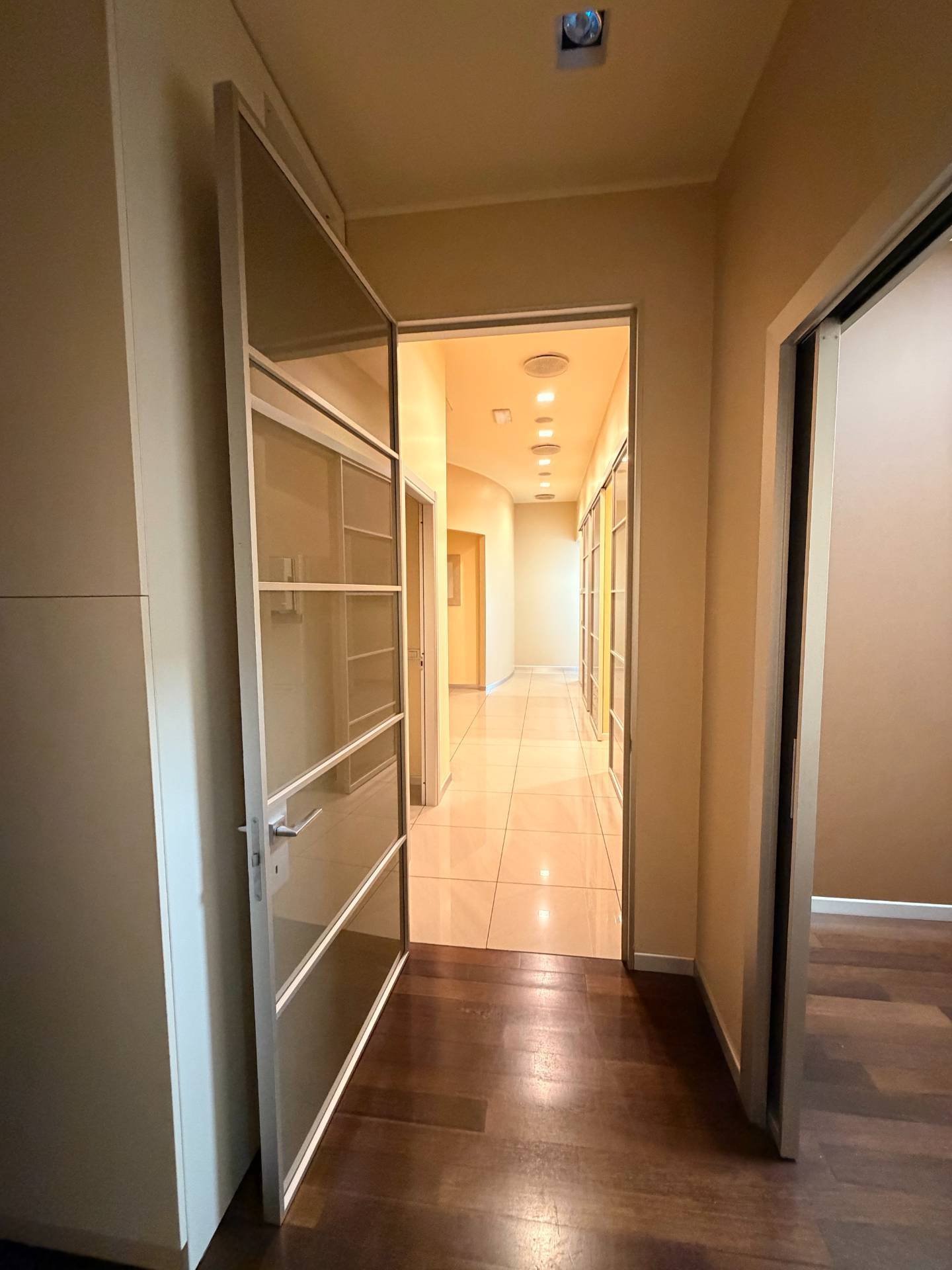 ATTIVITA' COMMERCIALE in affitto a Montegiorgio, Piane di Montegiorgio