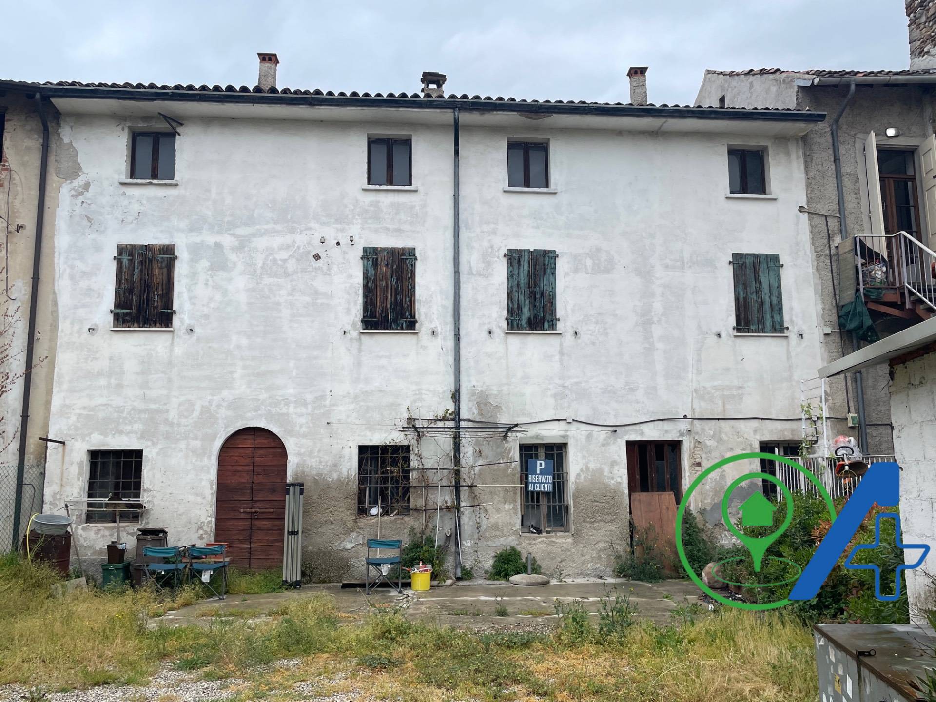 Stabile/Palazzo in vendita a Solferino