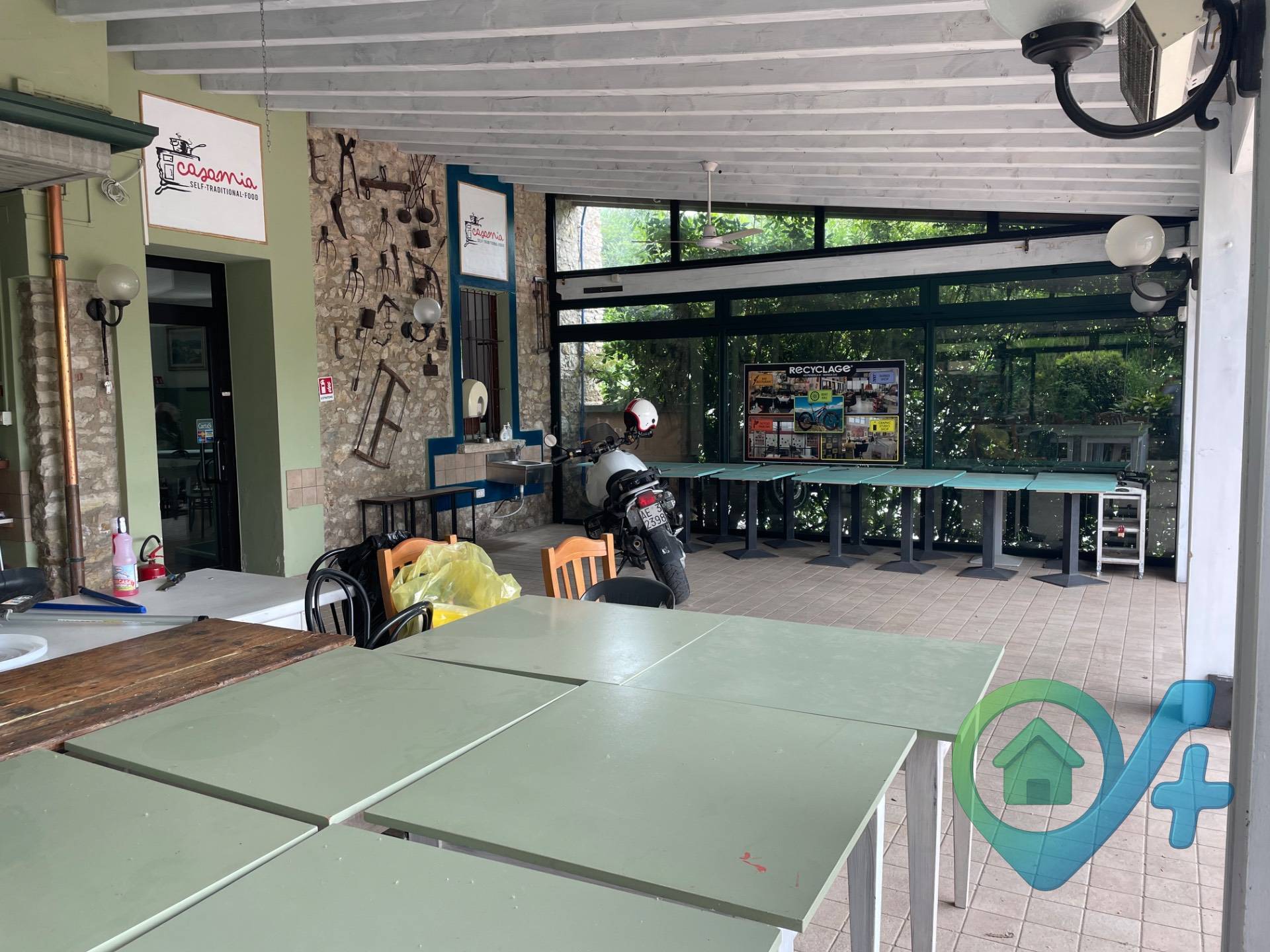 Immobile commerciale in vendita a Moniga del Garda