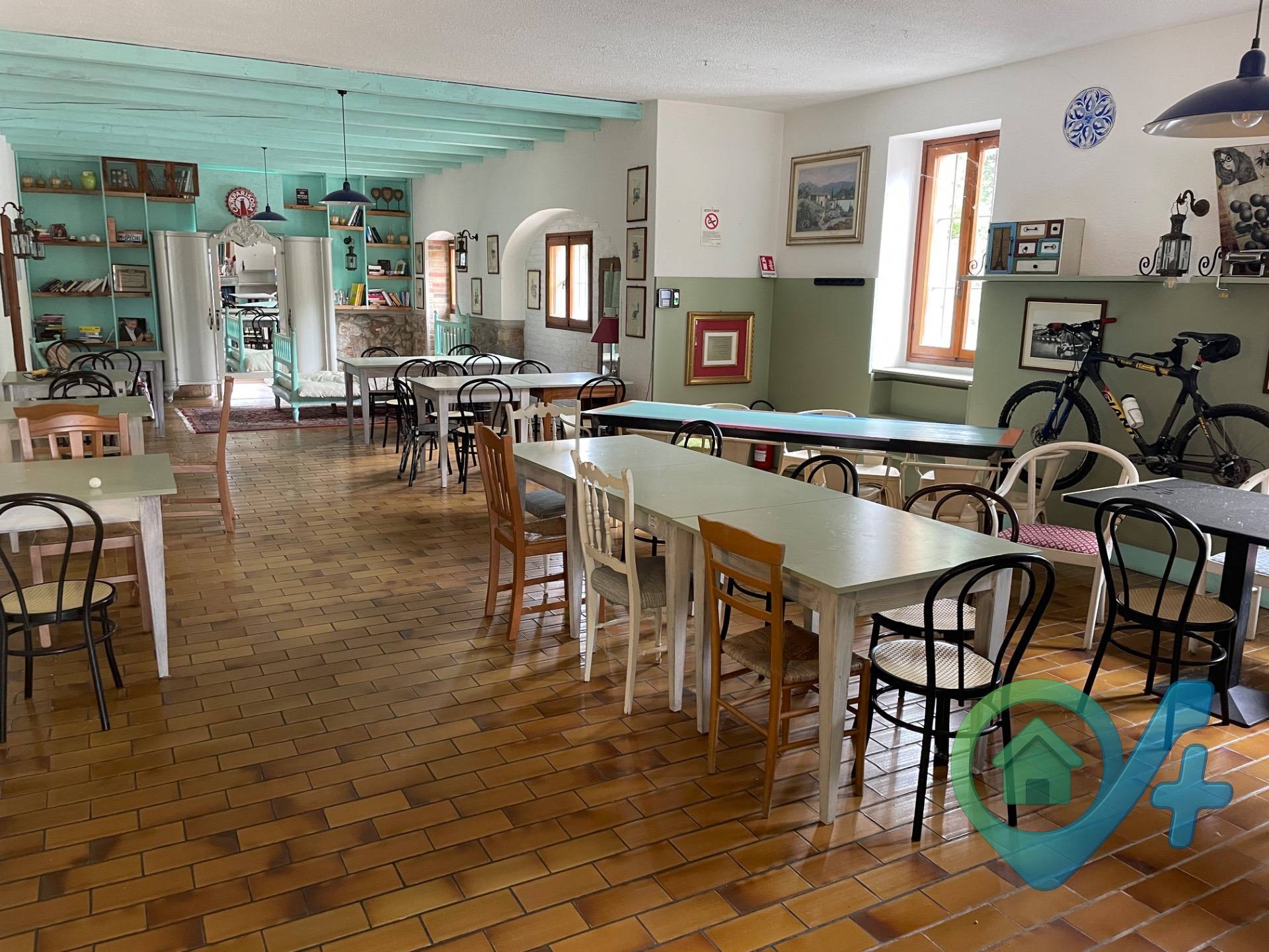 Immobile commerciale in vendita a Moniga del Garda