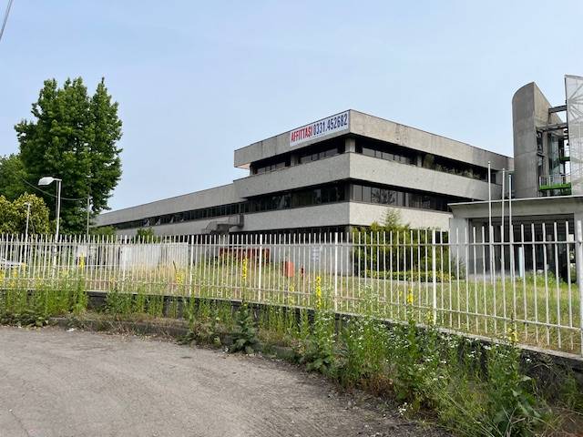 Locale commerciale in affitto, Legnano autostrada