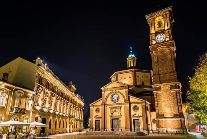 Bar in vendita a Legnano