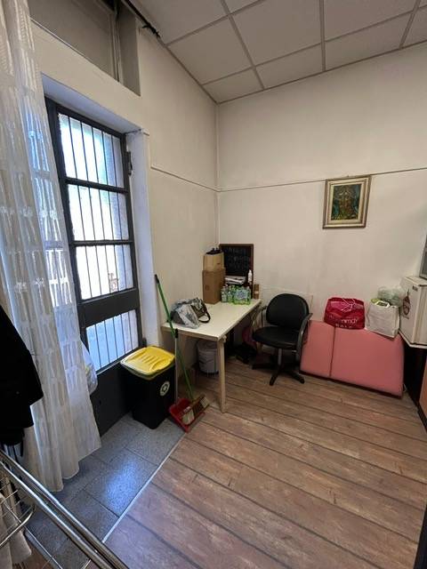 Attivit commerciale in vendita a Legnano