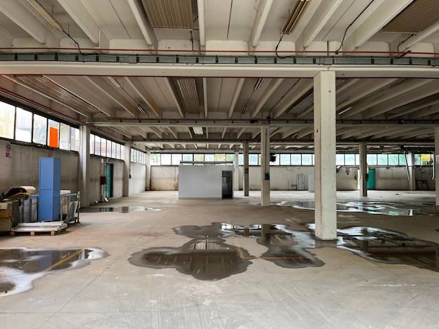 Capannone in affitto a Legnano