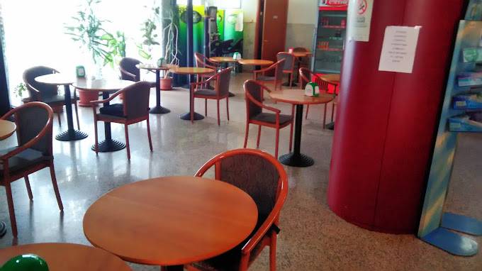 Bar in vendita a Cerro Maggiore