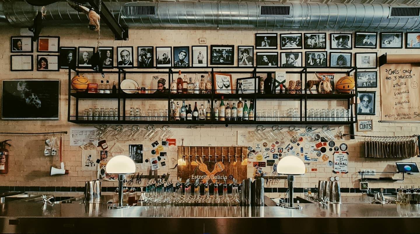 Bar in vendita a Busto Arsizio, Centro