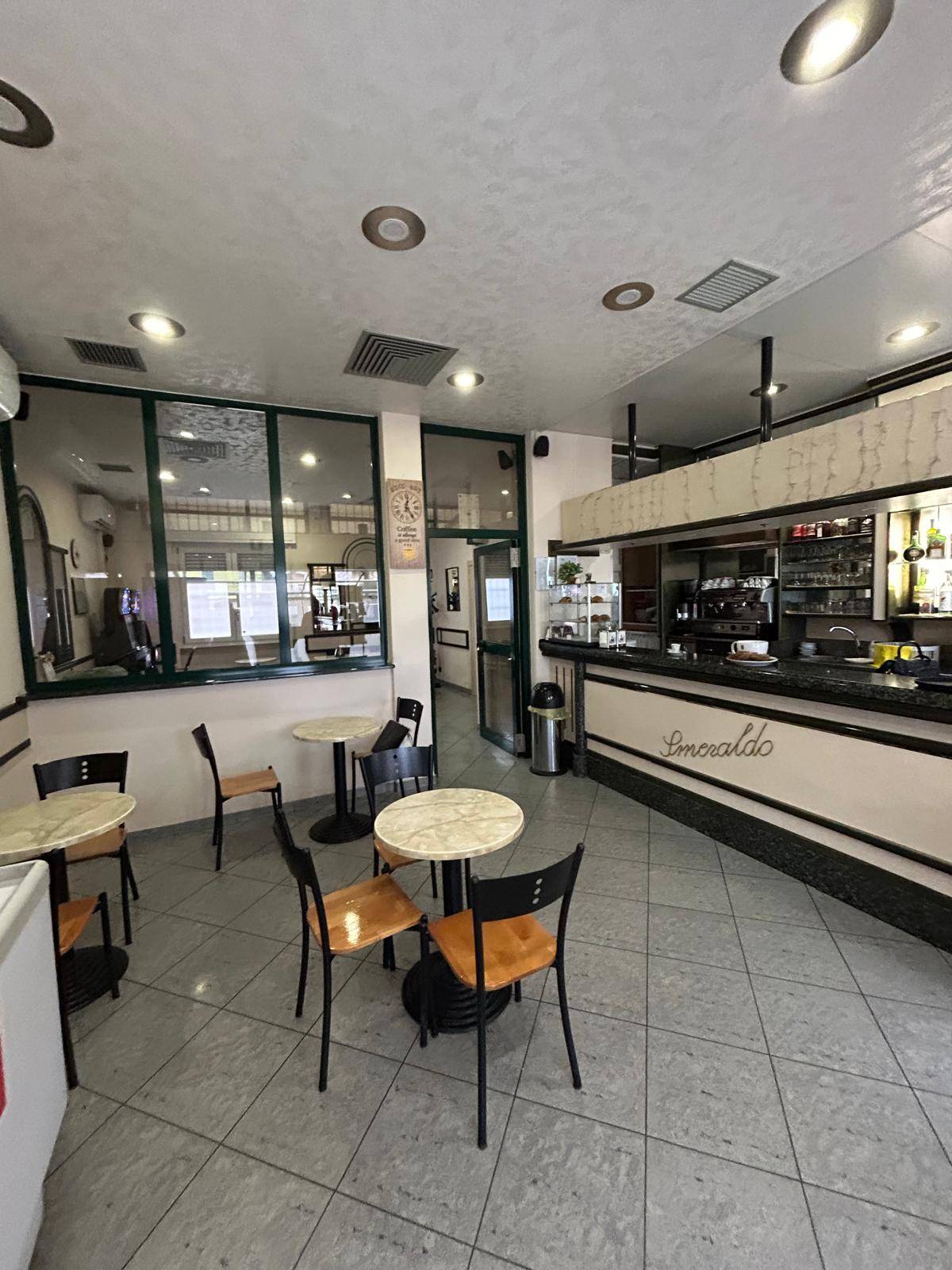 Attivit commerciale in vendita a Lainate