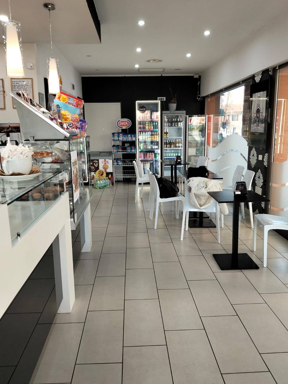 Bar in vendita a Saronno