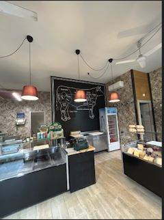 Attivit commerciale in vendita a Legnano